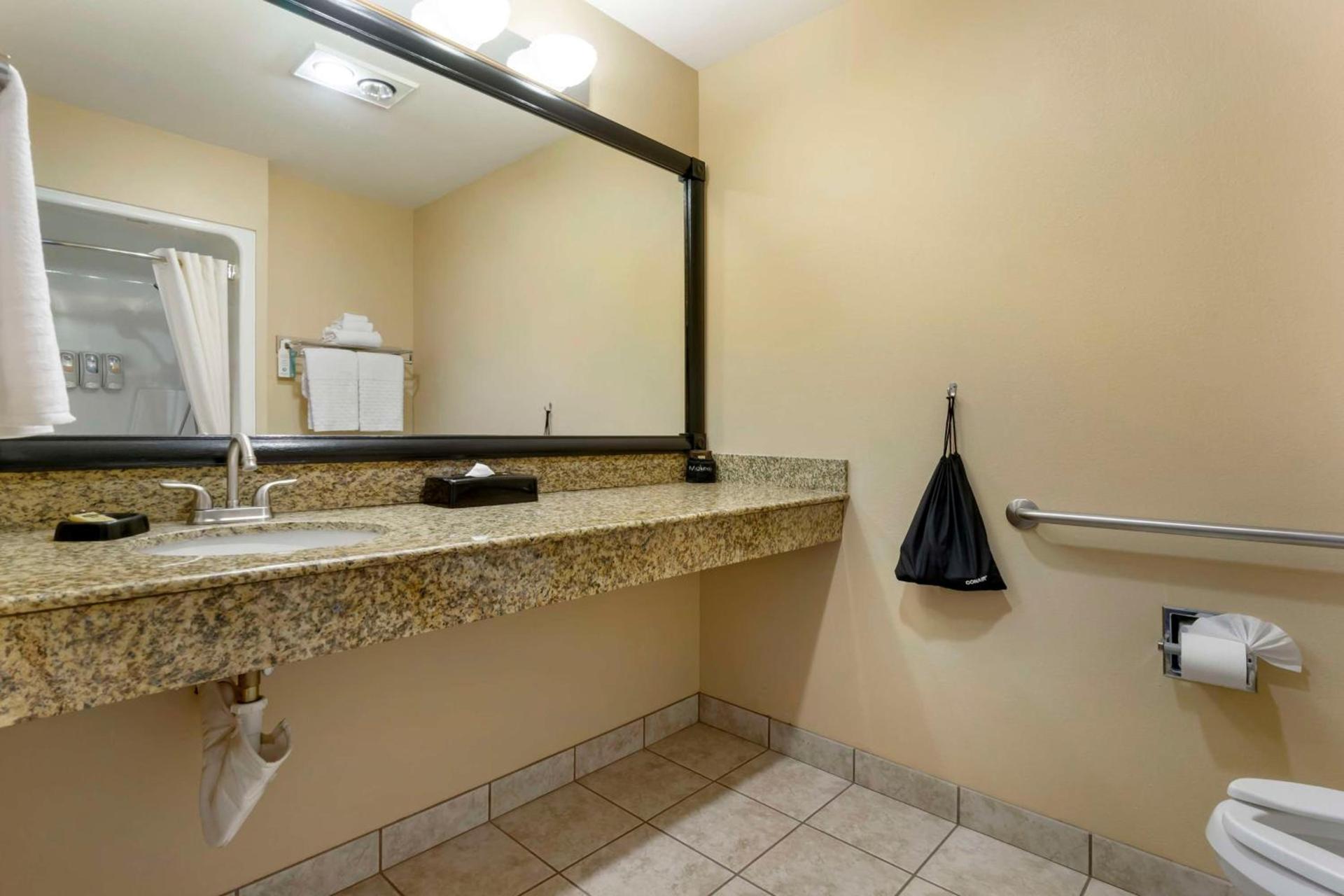 Best Western Plus The Inn at Horse Heaven photo 34