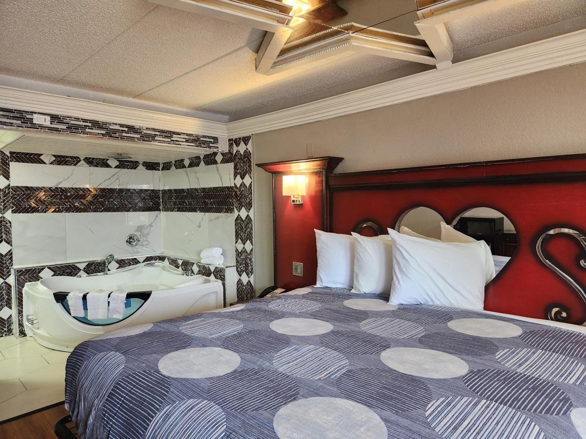 Americas Best Value Inn and Suites Little Rock photo 6
