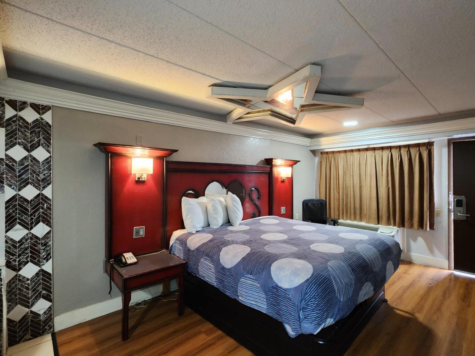 Americas Best Value Inn and Suites Little Rock photo 8