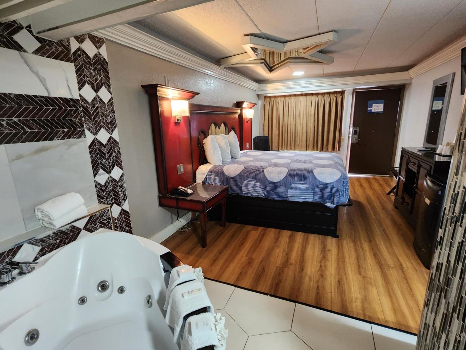 Americas Best Value Inn and Suites Little Rock photo 11