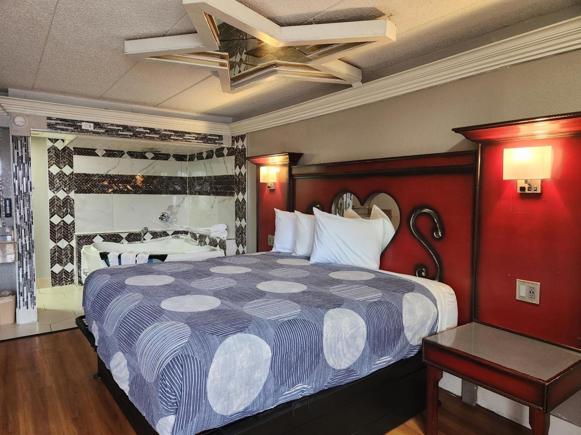 Americas Best Value Inn and Suites Little Rock photo 12