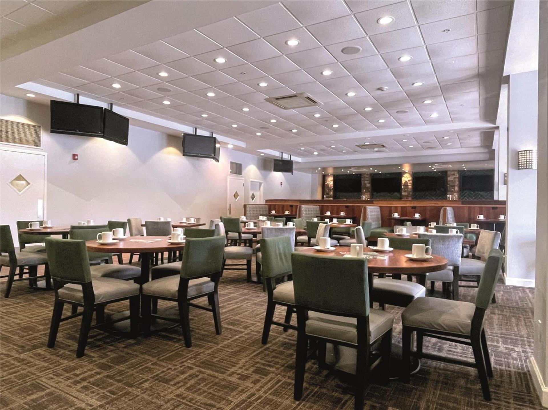 Holiday Inn Baton Rouge College Drive I-10 by IHG photo 34
