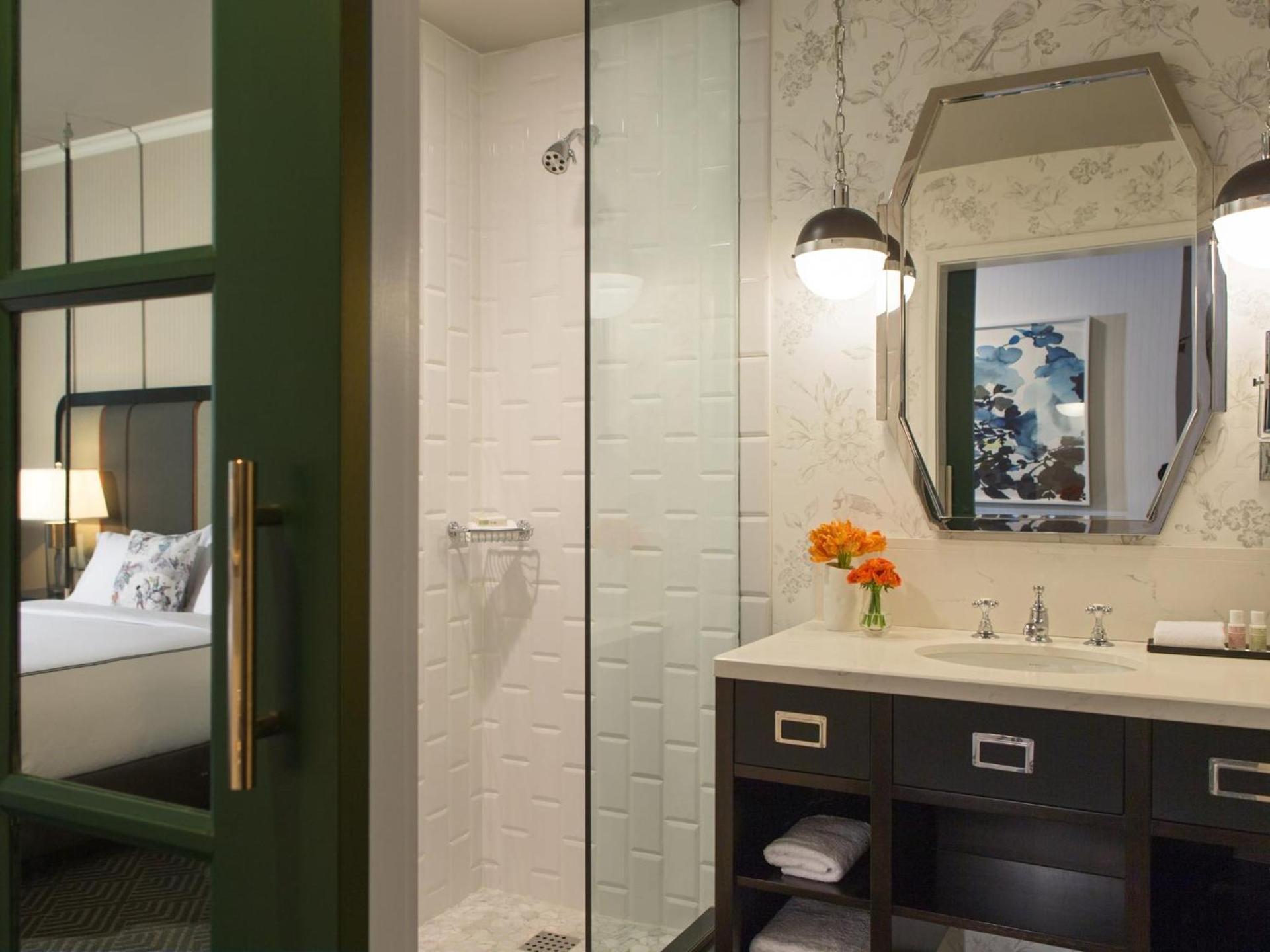 Kimpton Cardinal Hotel by IHG photo 21