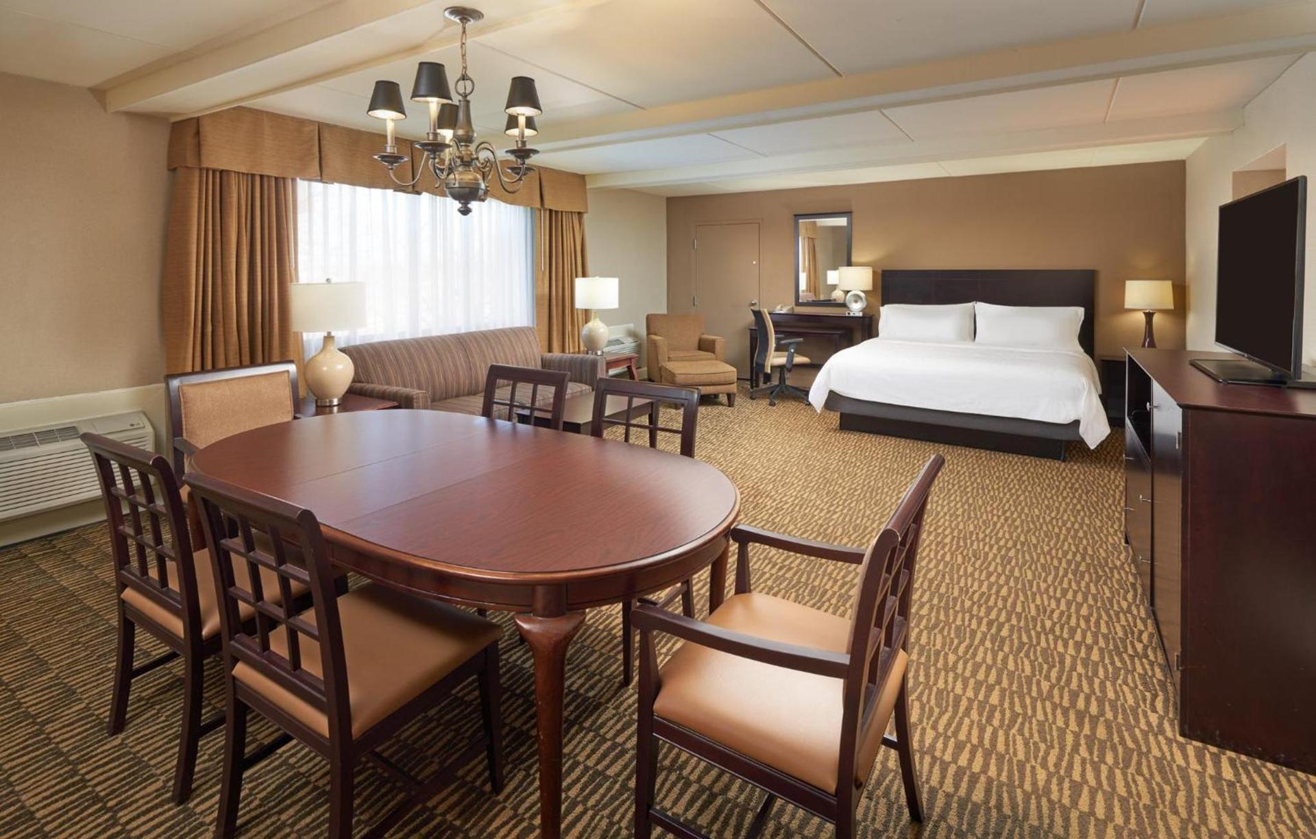 Wyndham Executive Center Columbia photo 40
