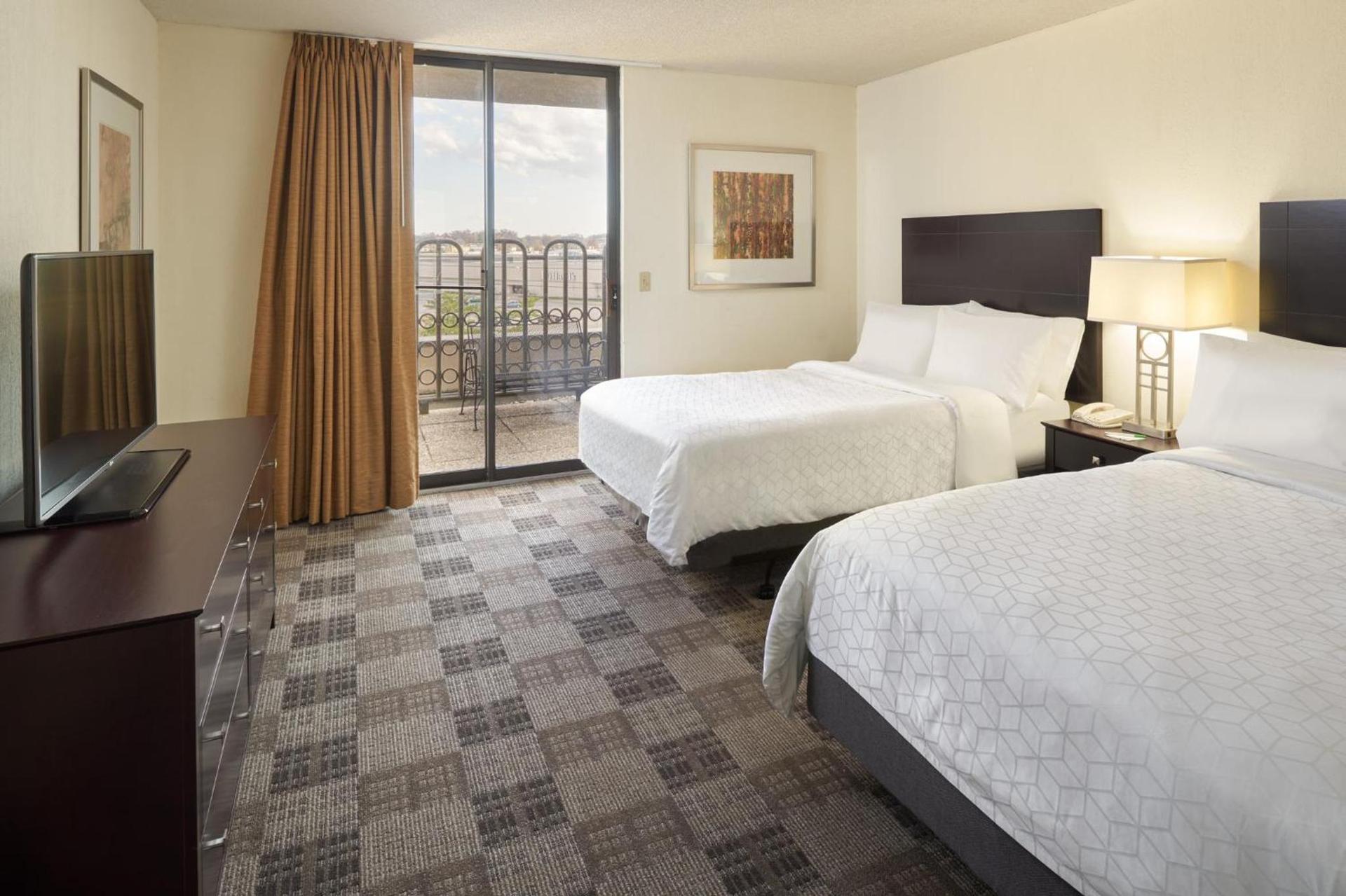 Wyndham Executive Center Columbia photo 44