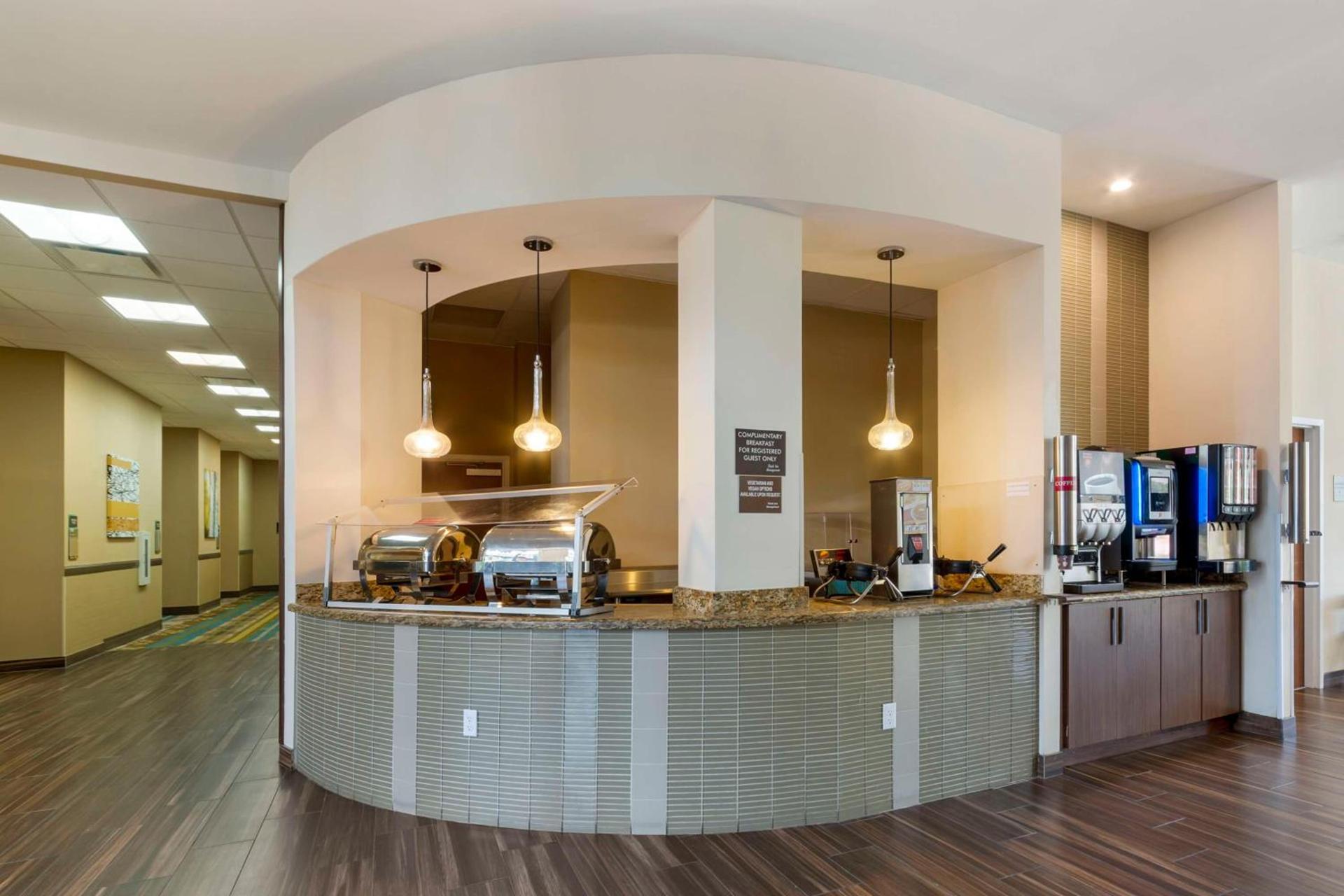 Best Western Plus Miami Executive Airport Hotel and Suites photo 30