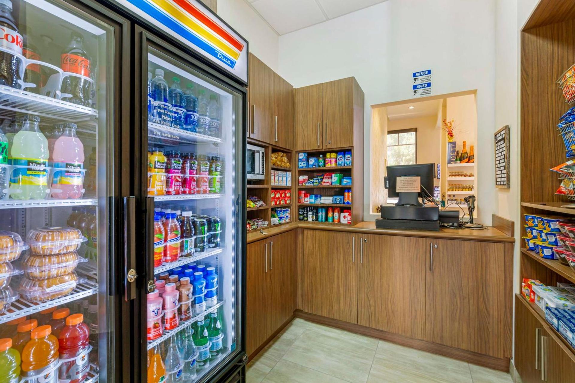 Best Western Plus Miami Executive Airport Hotel and Suites photo 23
