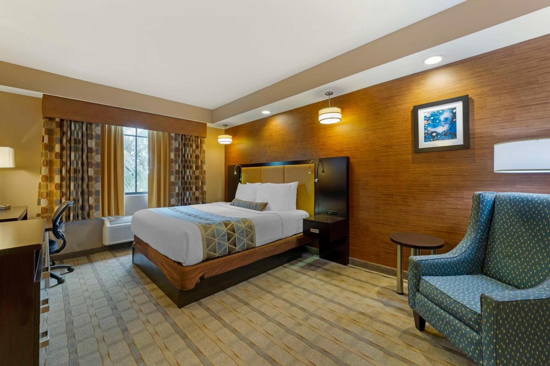 Best Western Plus Miami Executive Airport Hotel and Suites photo 33