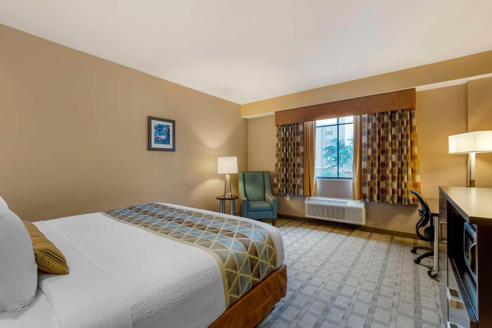 Best Western Plus Miami Executive Airport Hotel and Suites photo 14