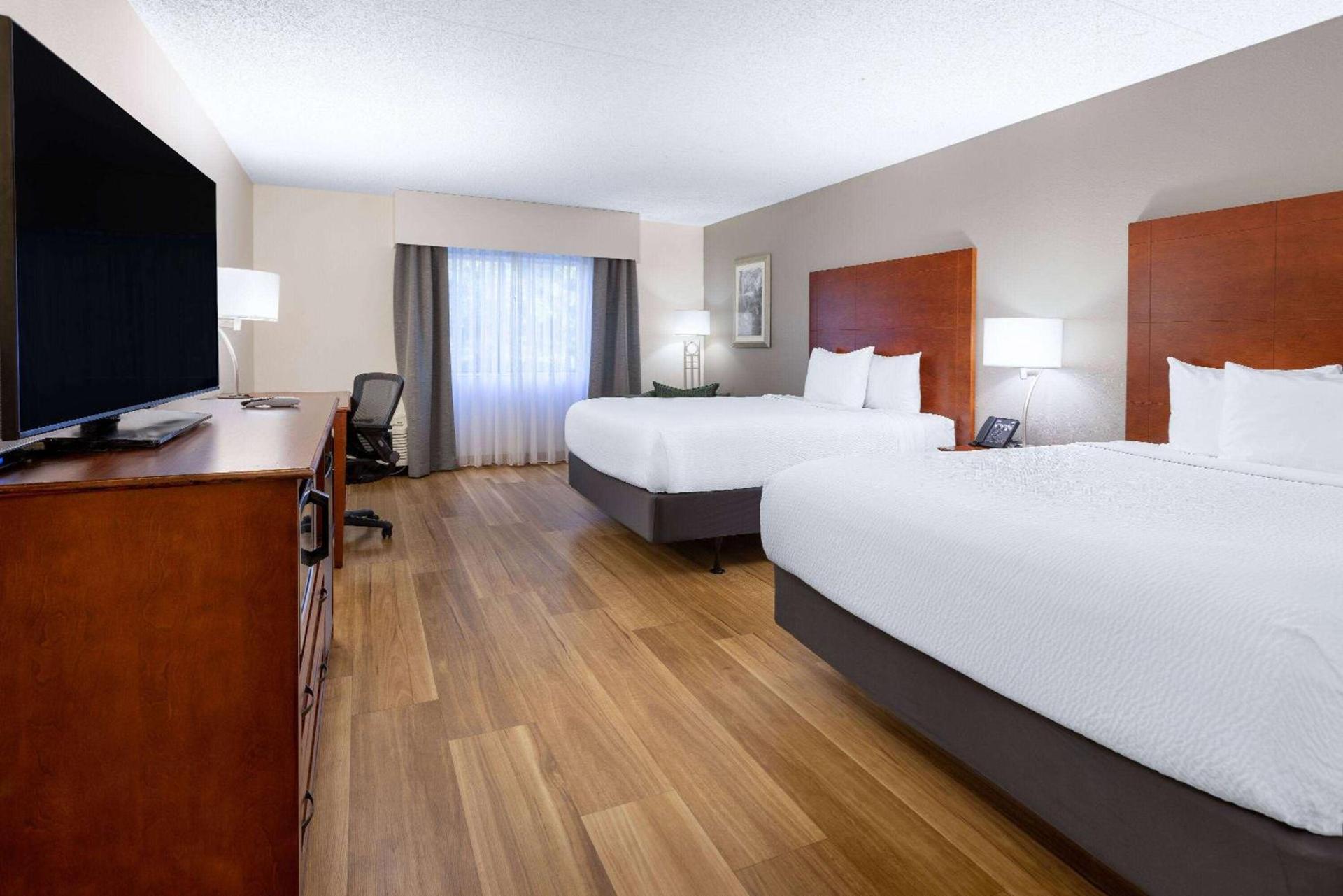 Wingate by Wyndham Valdosta/Moody AFB photo 11