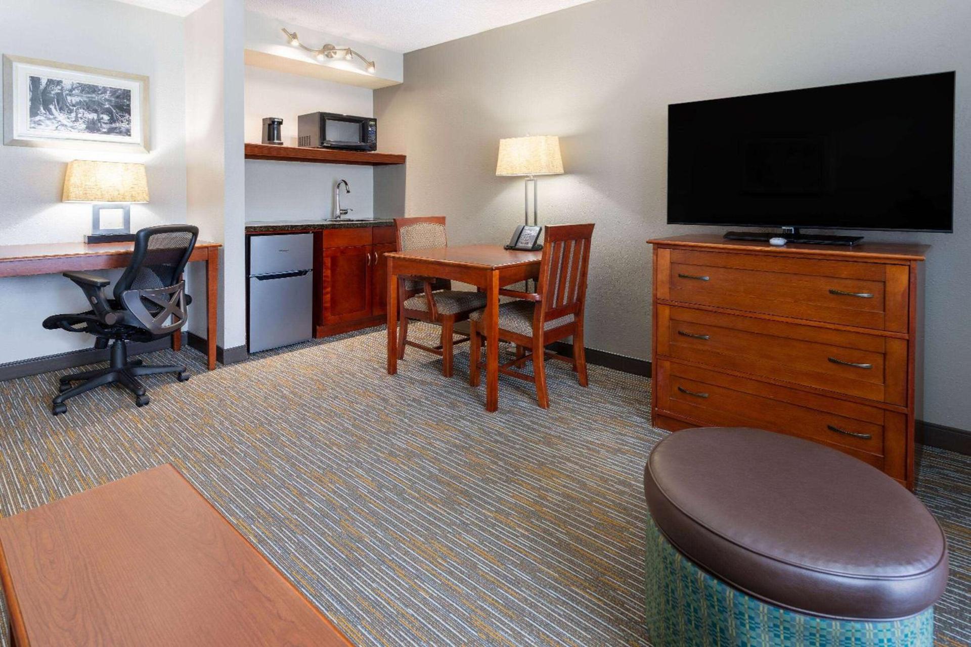 Wingate by Wyndham Valdosta/Moody AFB photo 14