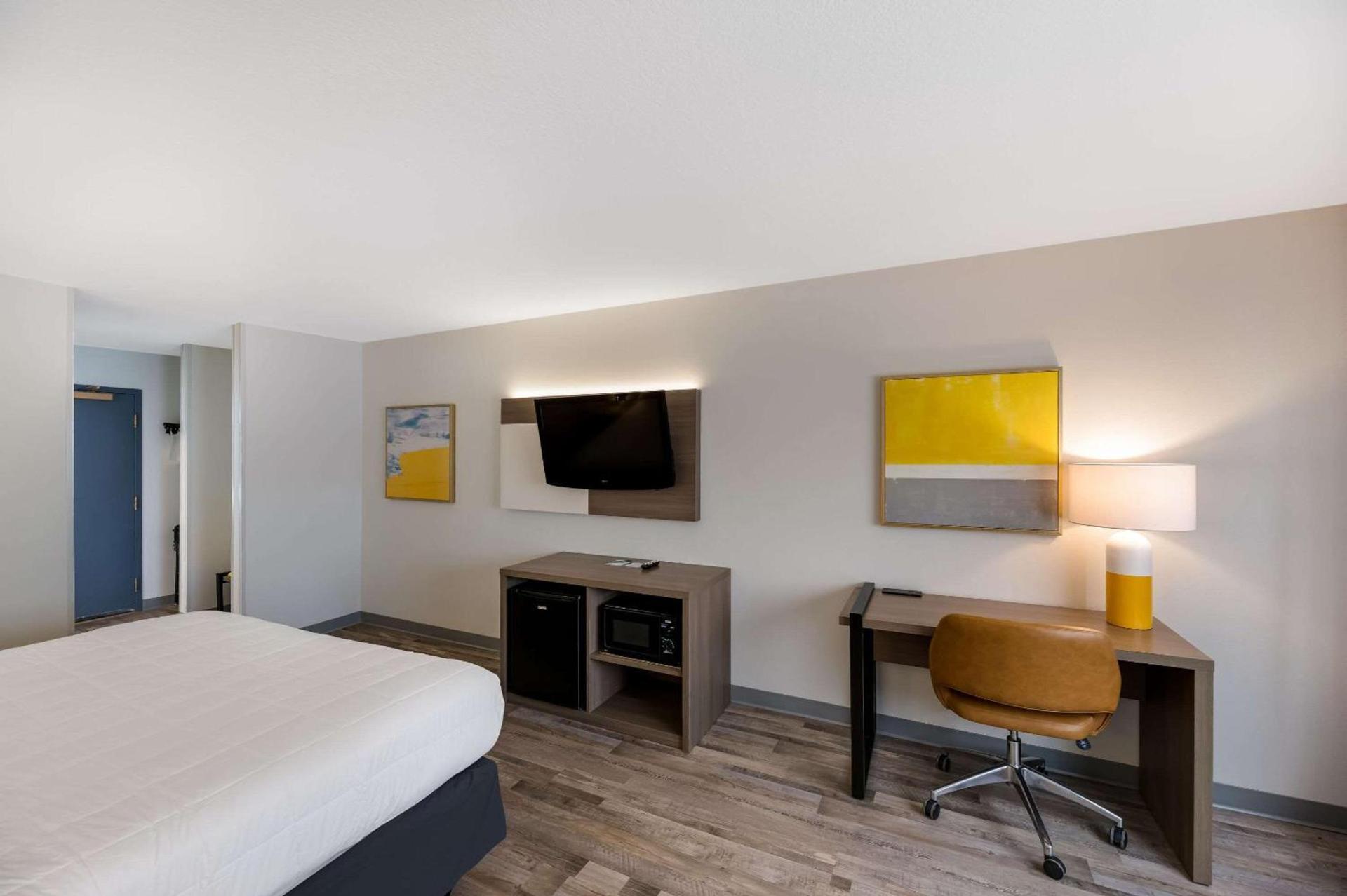 Quality Inn & Suites Artesia photo 12