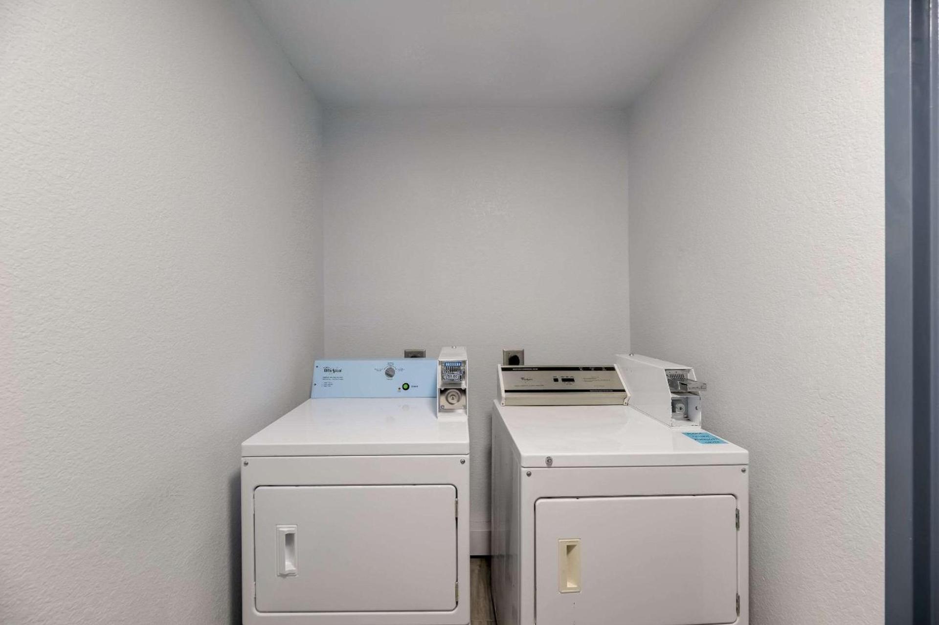 Quality Inn & Suites Artesia photo 30