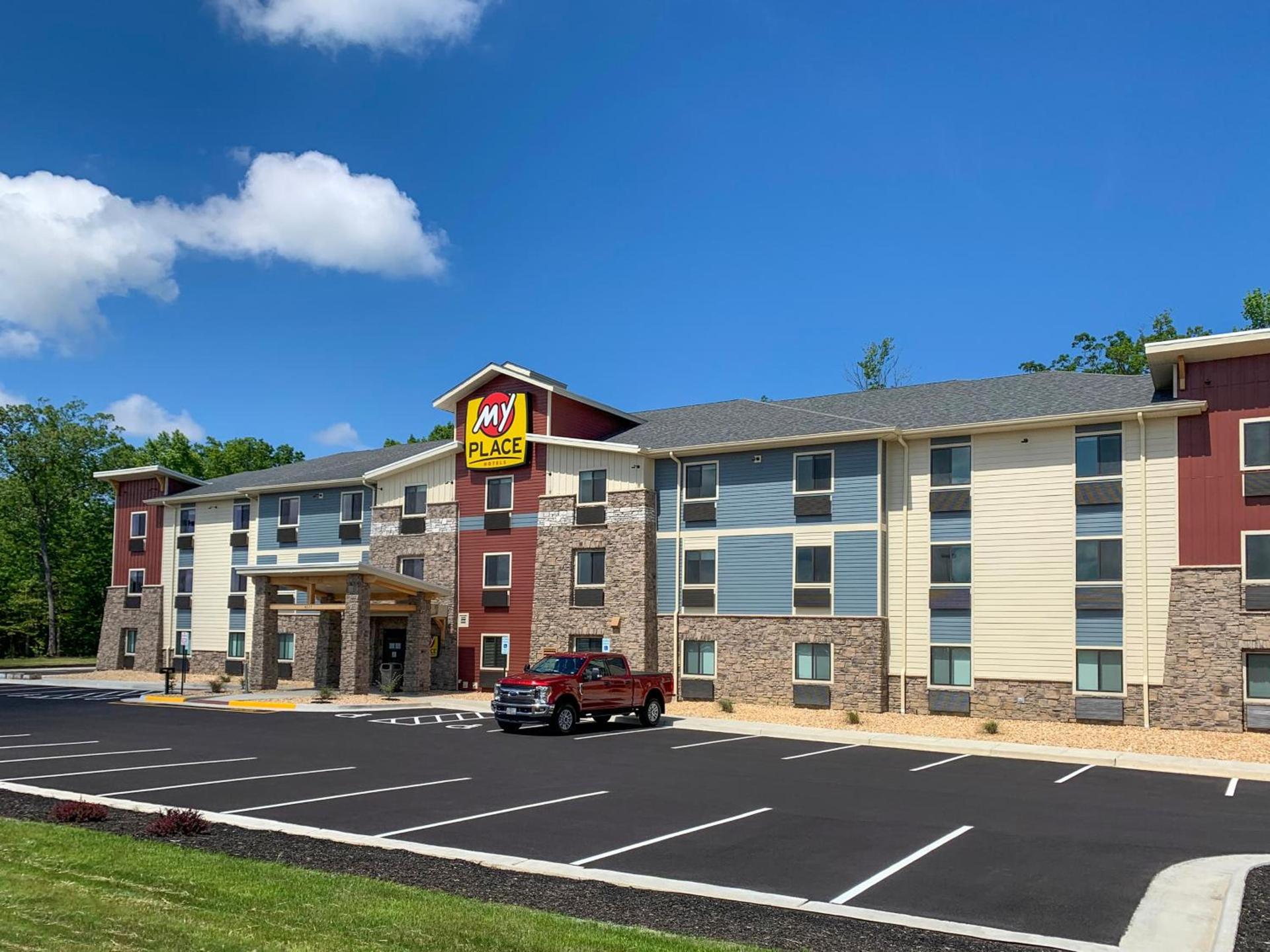 My Place Hotel-Dahlgren/King George, VA photo 2