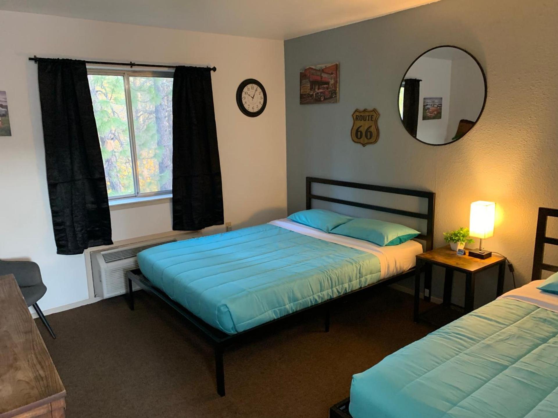 Brownsville Motel photo 34