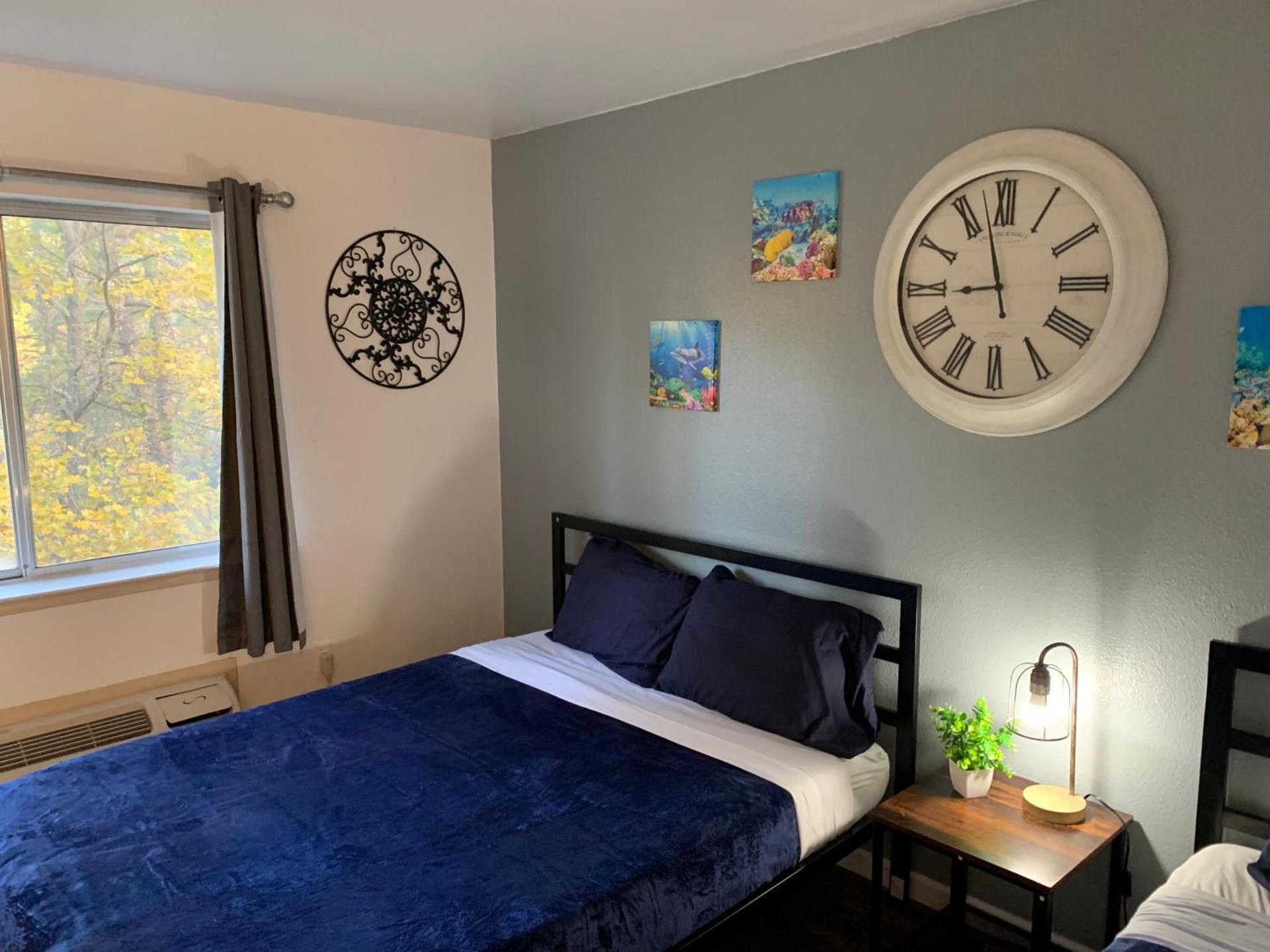 Brownsville Motel photo 41