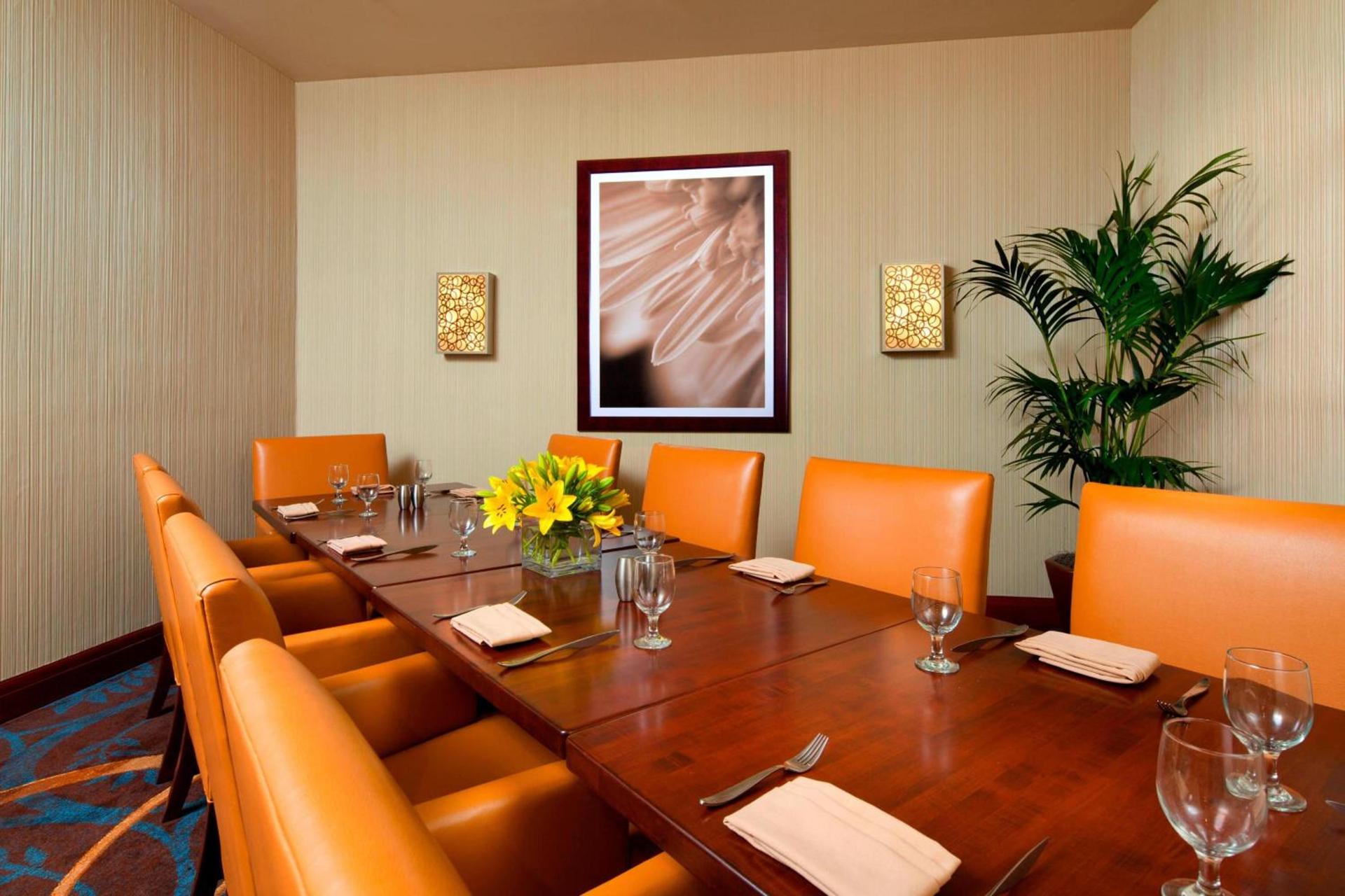 Sheraton Agoura Hills Hotel photo 26