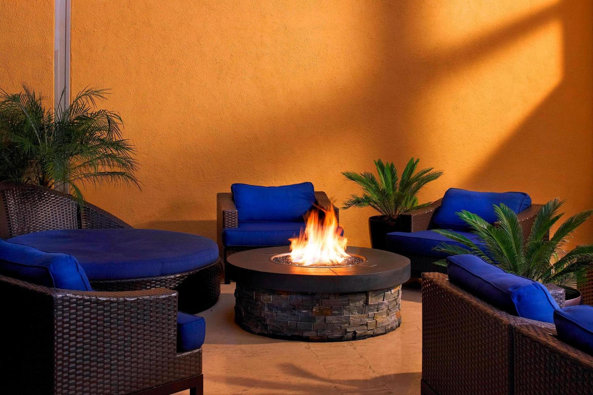 Sheraton Agoura Hills Hotel photo 29