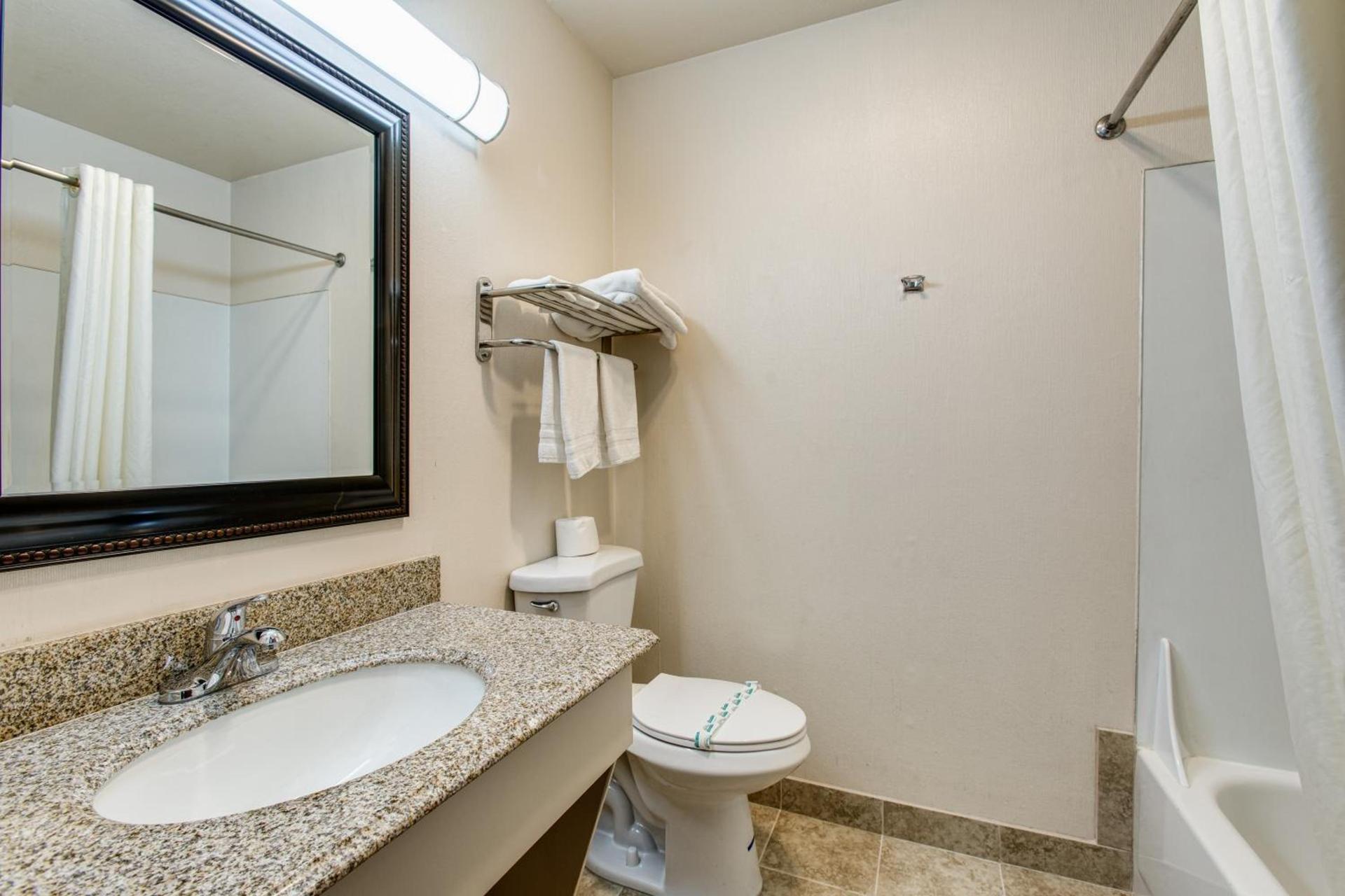 Coachman Inn photo 19