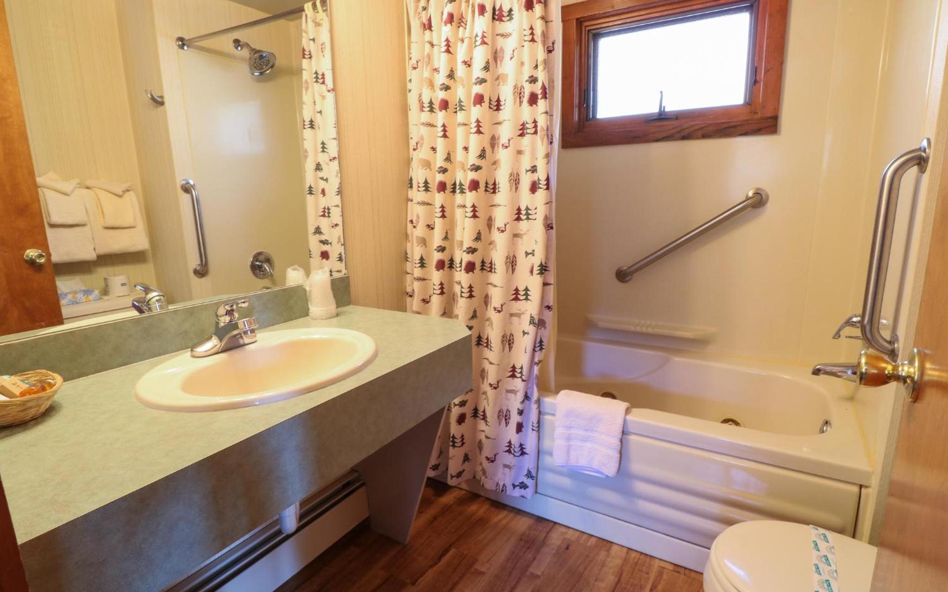 McGregor Mountain Lodge photo 17
