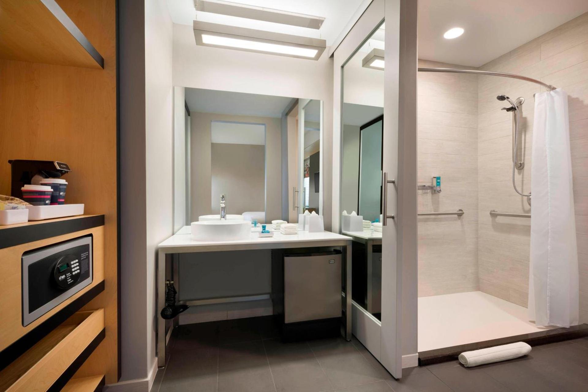Aloft by Marriott Columbia Downtown photo 9