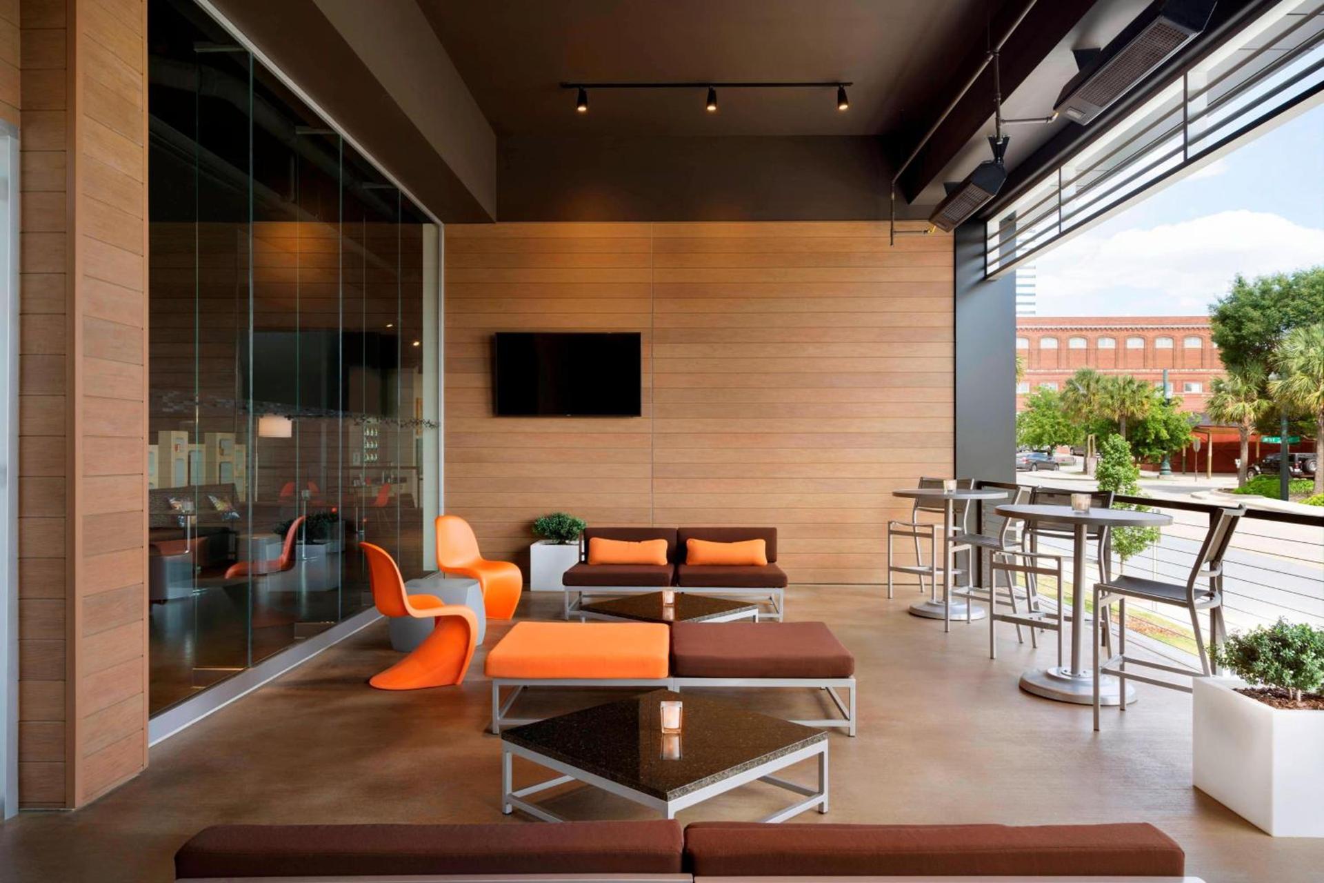 Aloft by Marriott Columbia Downtown photo 14