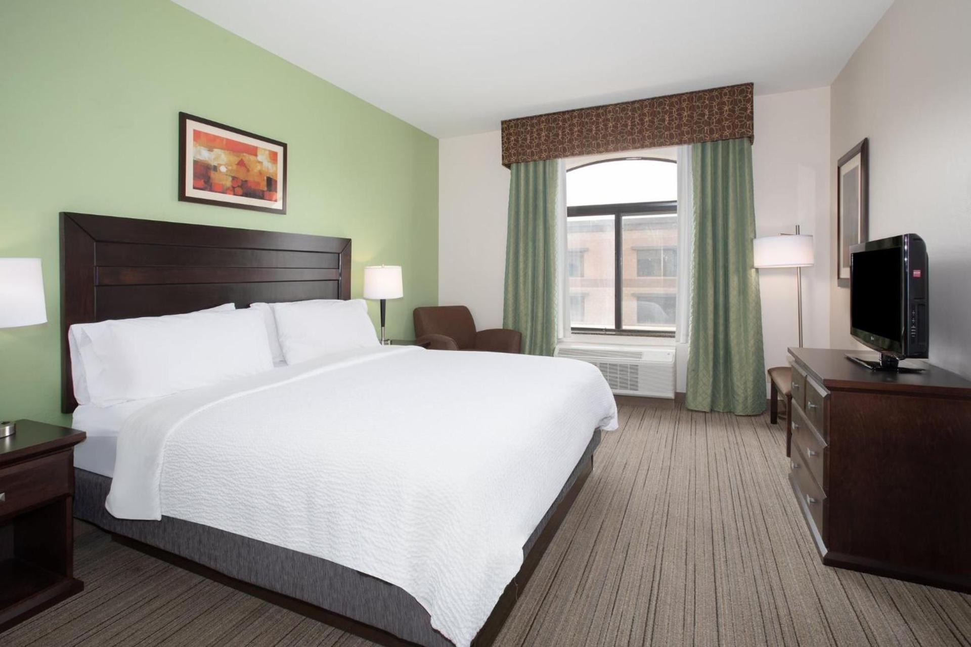 Holiday Inn Express & Suites Oro Valley-Tucson North by IHG photo 29