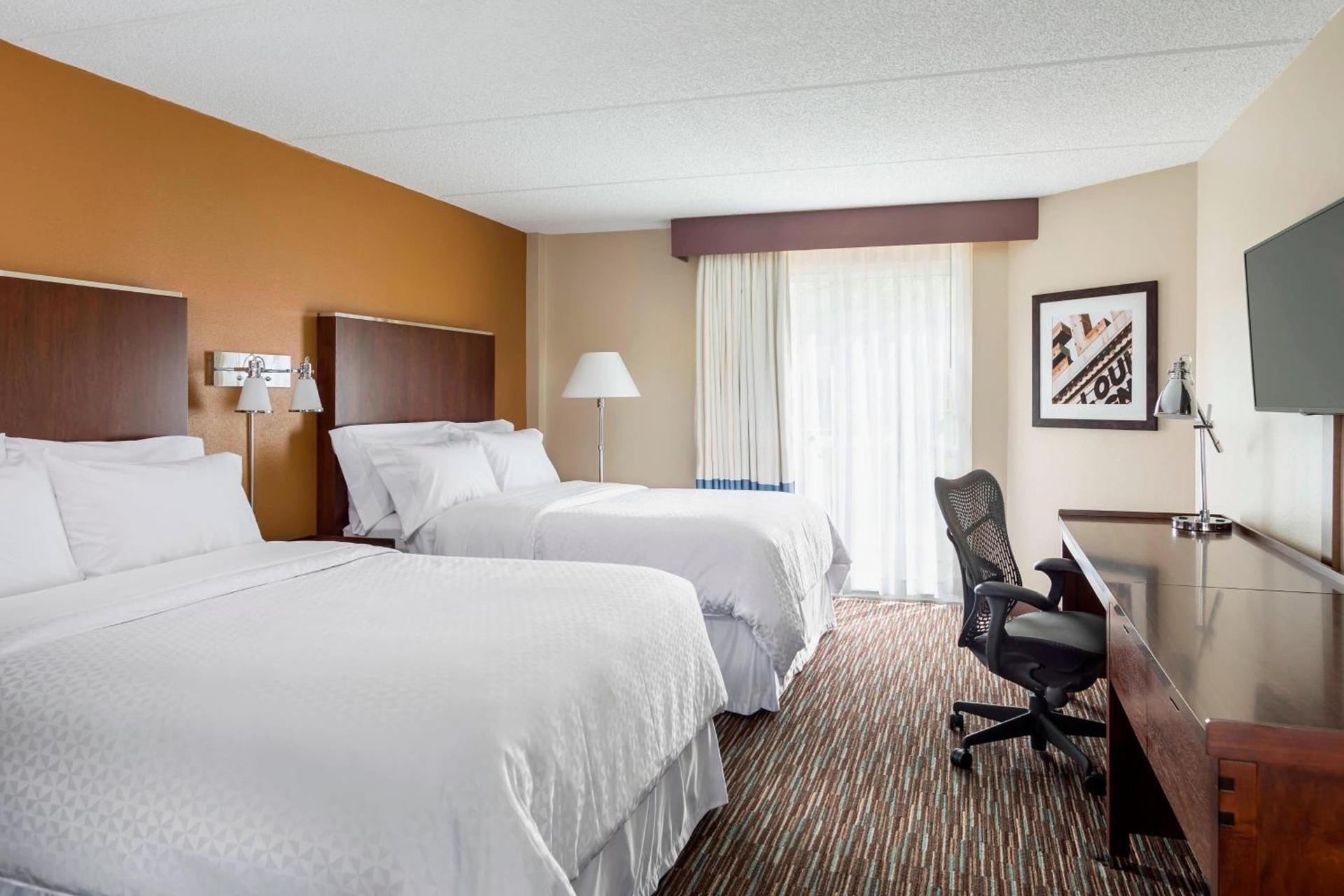 Four Points by Sheraton Buffalo Grove photo 16