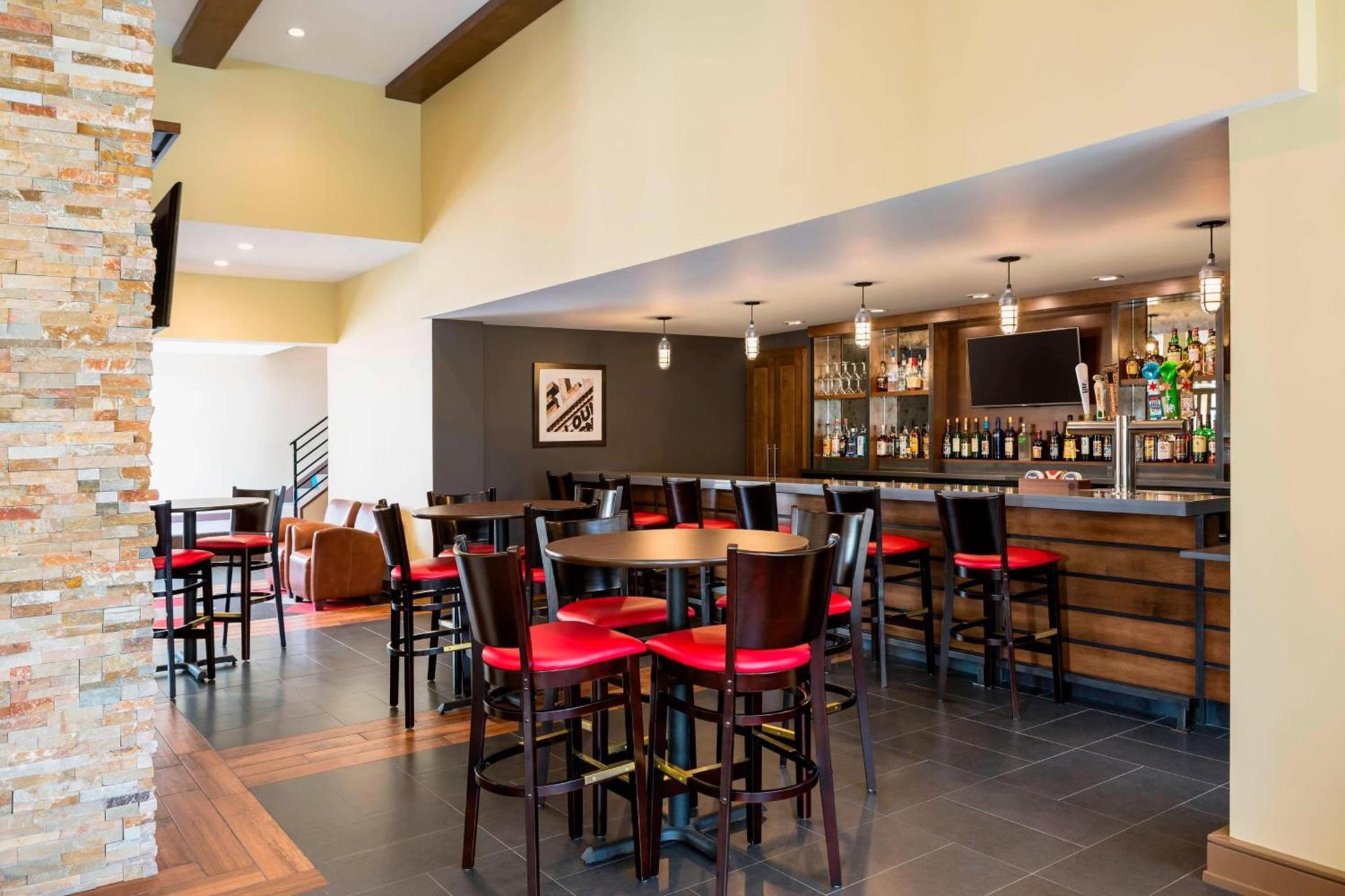 Four Points by Sheraton Buffalo Grove photo 19