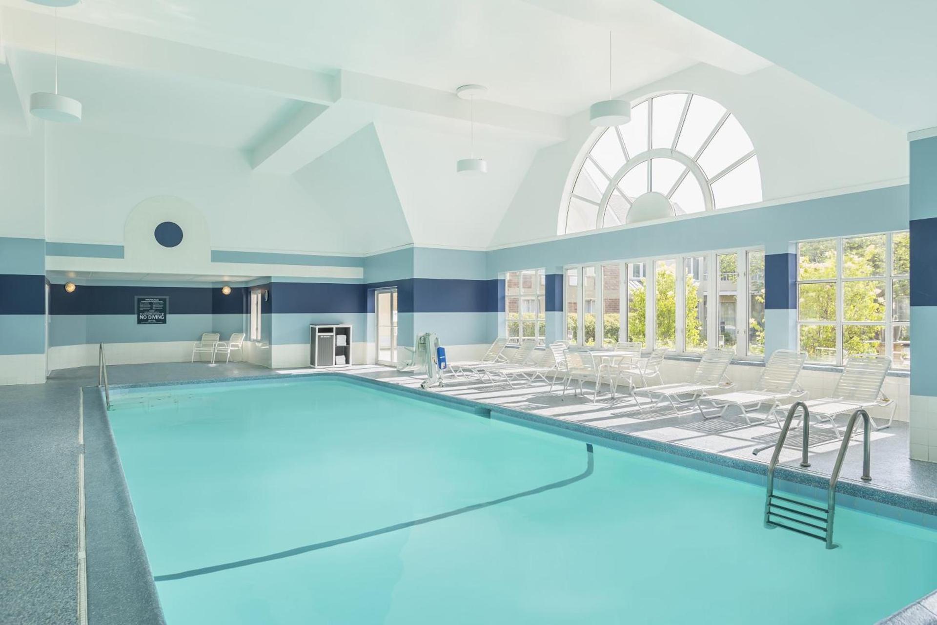Four Points by Sheraton Buffalo Grove photo 20