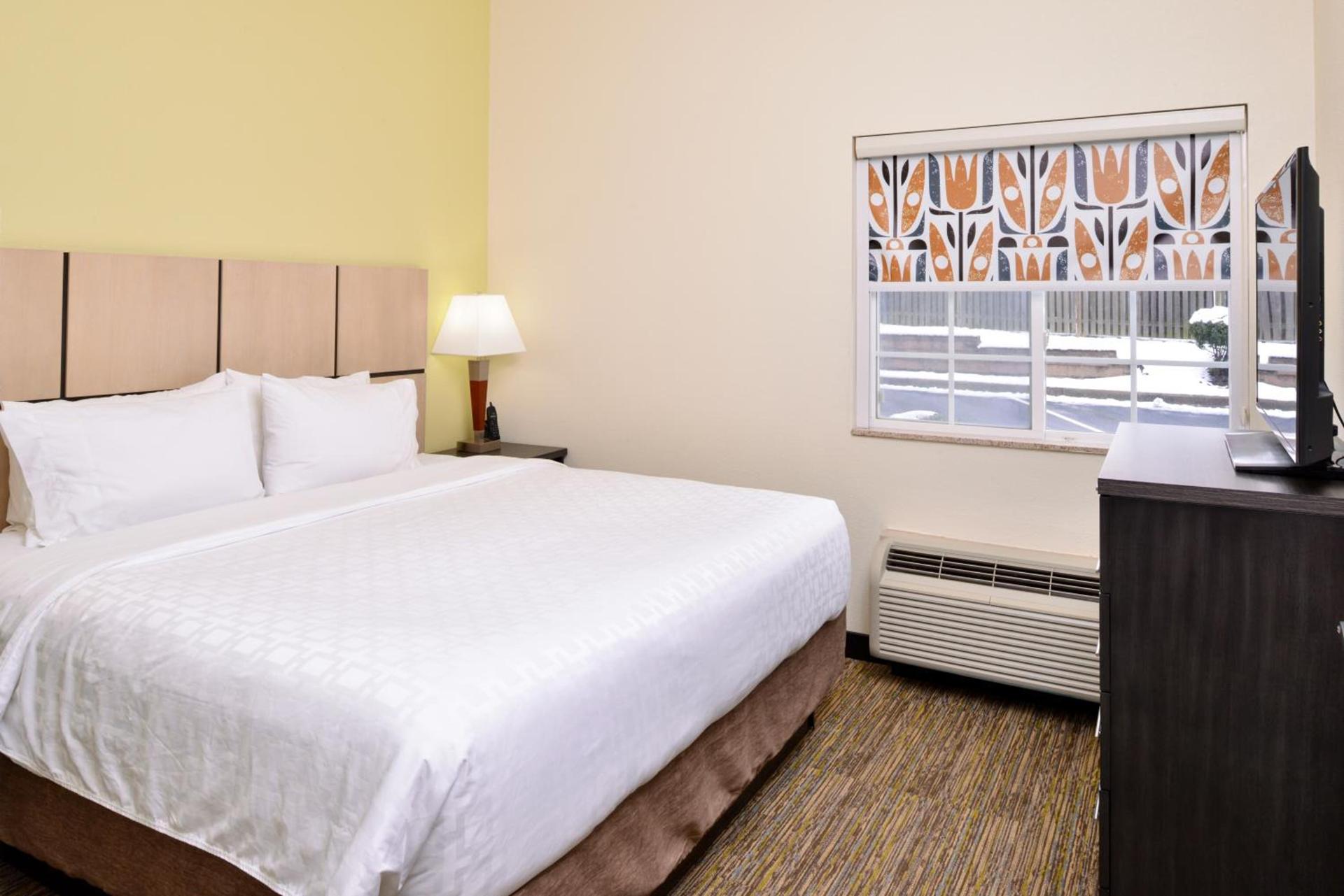 Candlewood Suites Winchester by IHG photo 14