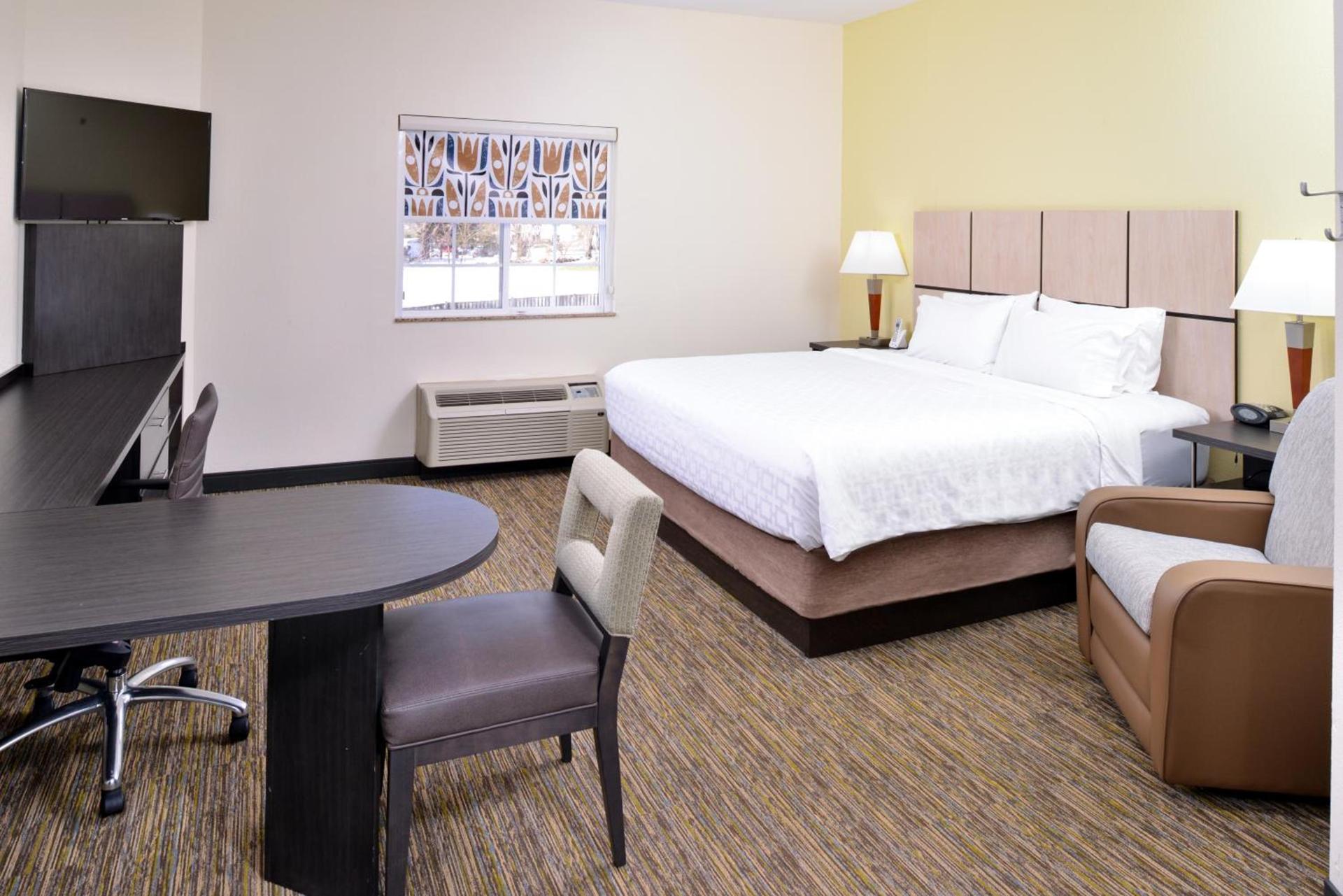 Candlewood Suites Winchester by IHG photo 13