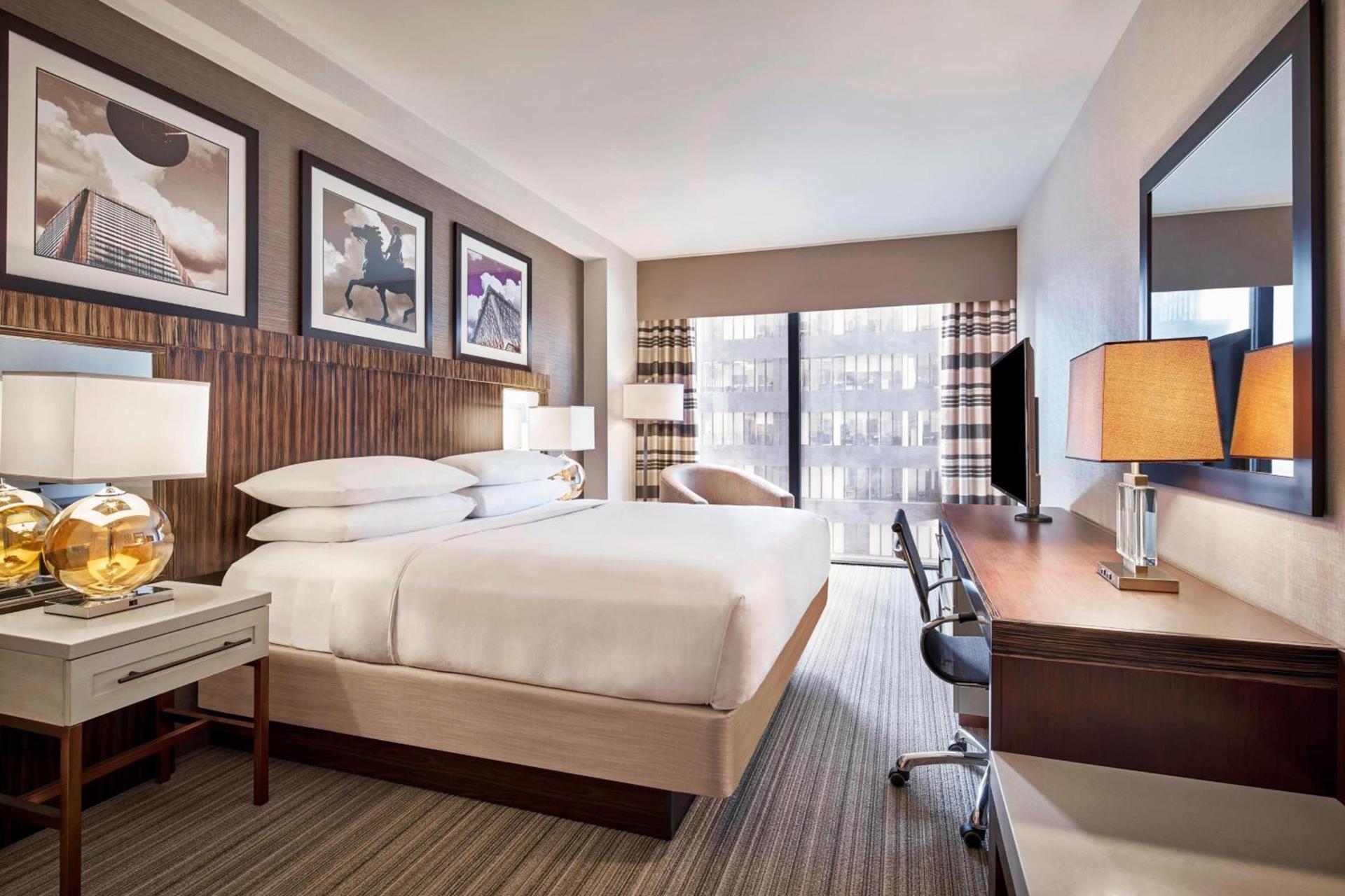 Sonesta Hotel Baltimore Inner Harbor photo 6