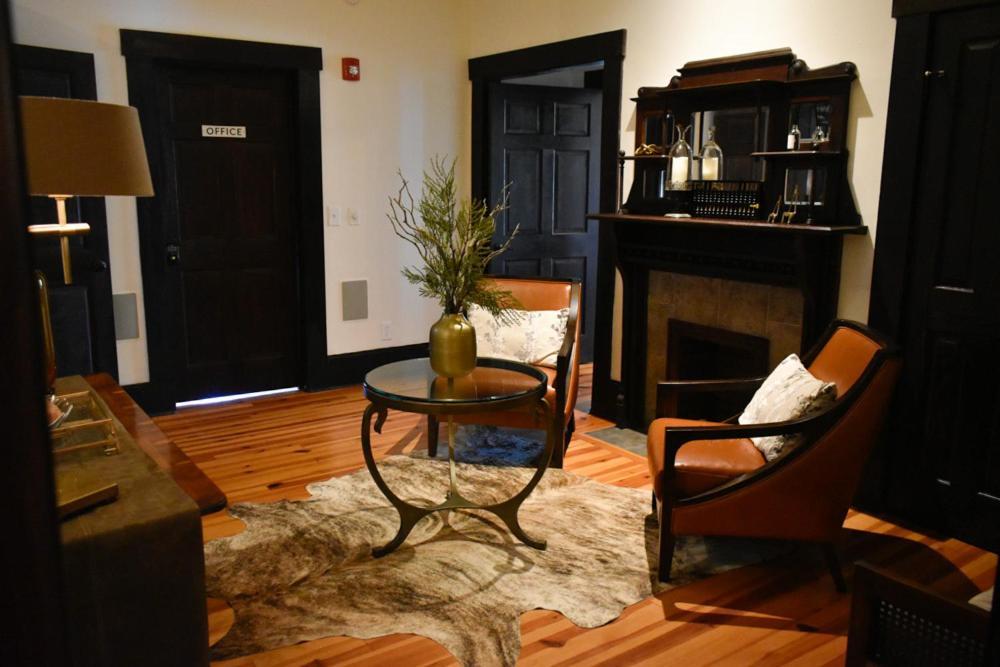 Sparrow Grove Manor photo 7