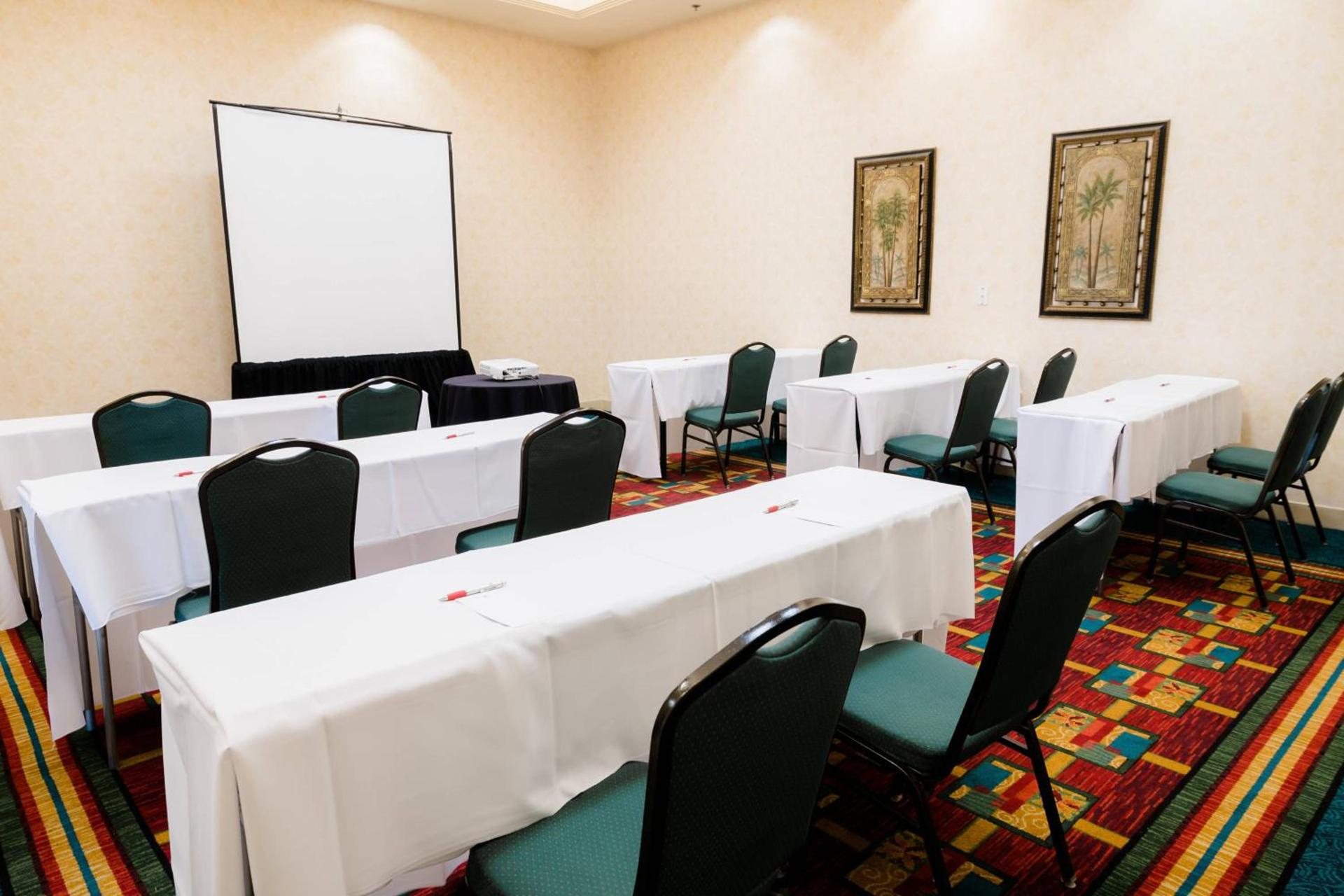 Anaheim Marriott Suites photo 26