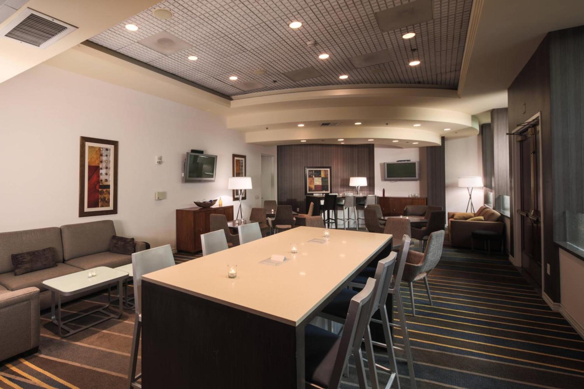 Anaheim Marriott Suites photo 18