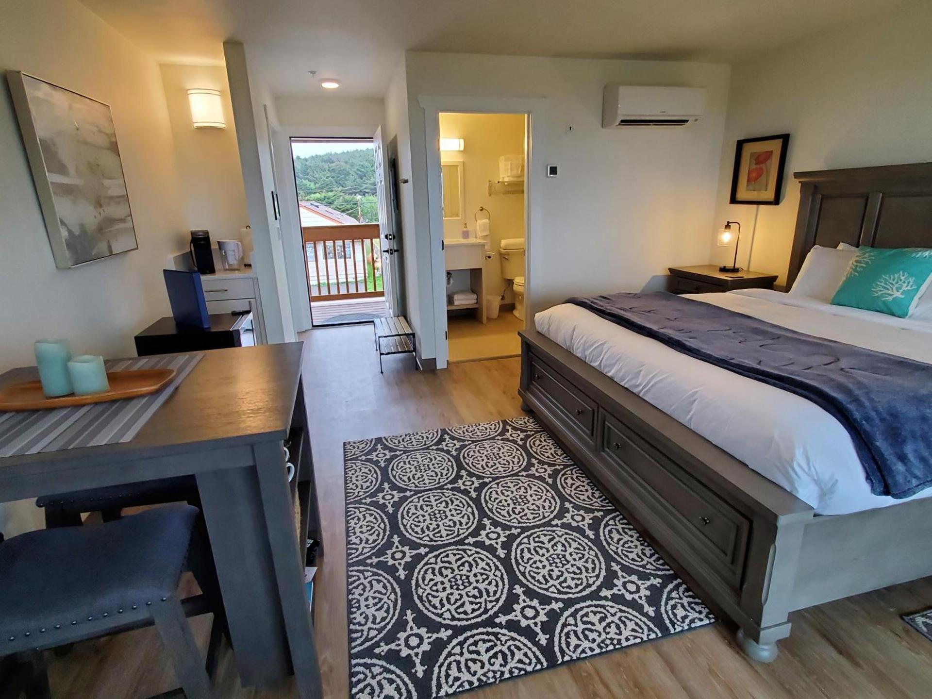 Moonstone Beach Motel photo 25