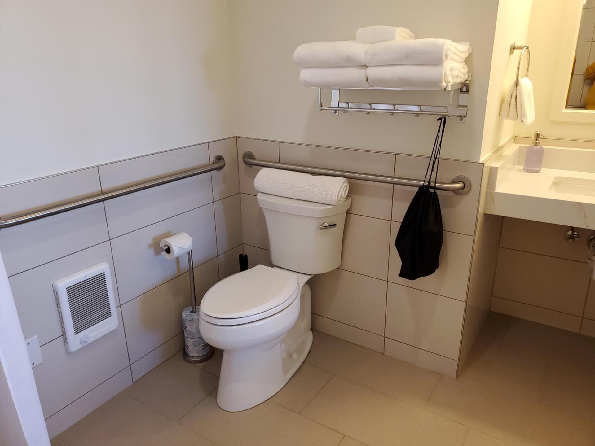 Moonstone Beach Motel photo 14