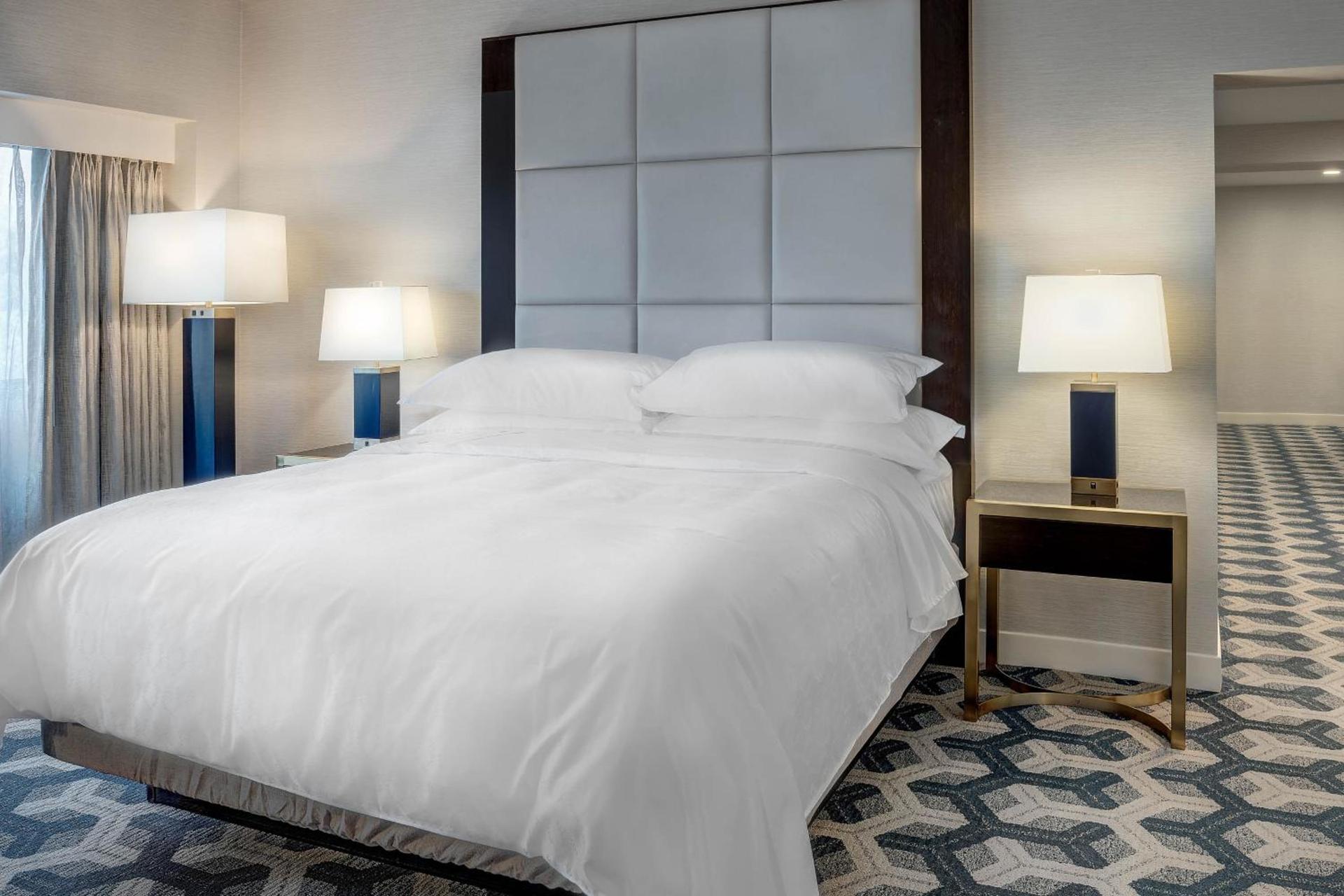 Sheraton Eatontown Hotel photo 23