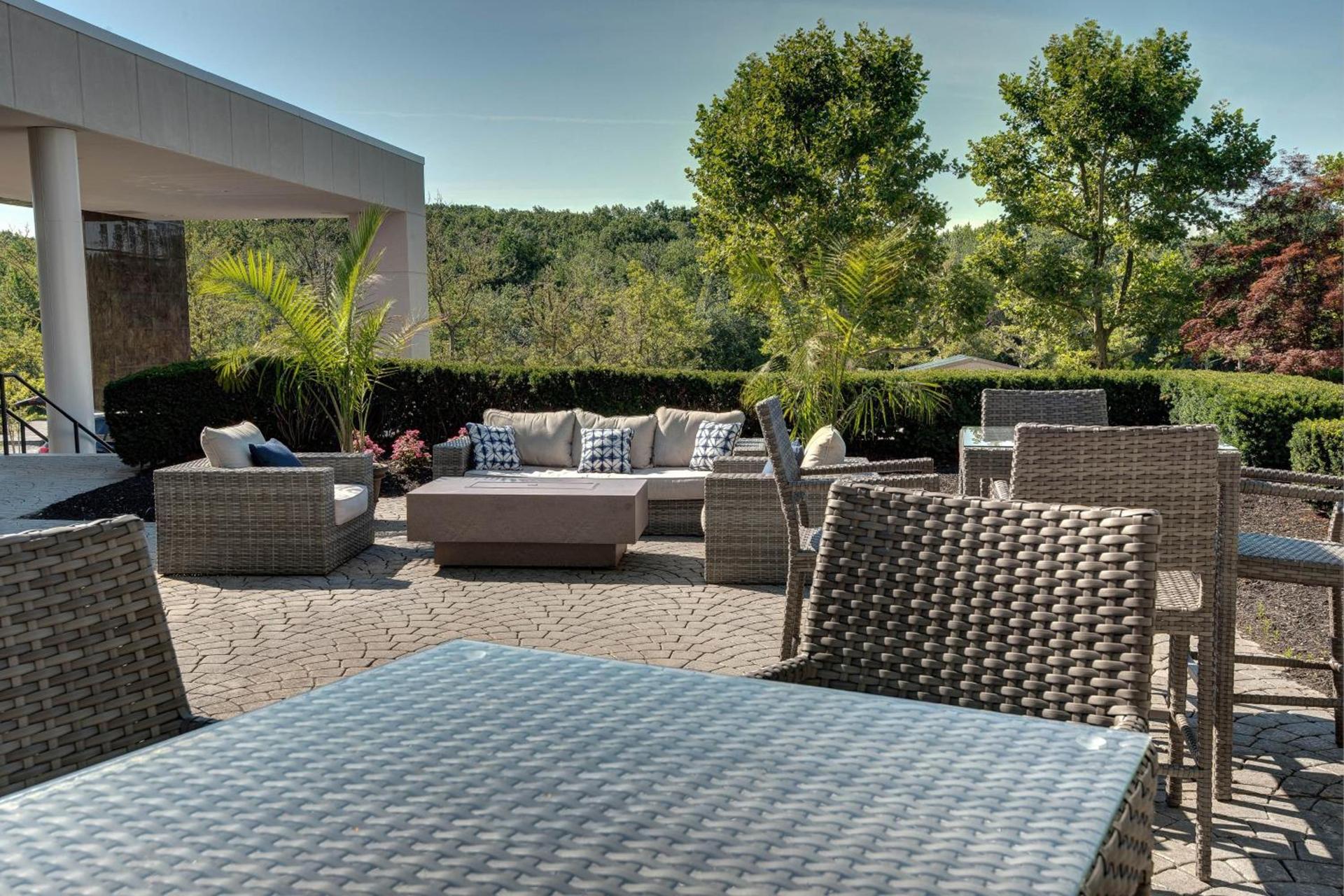 Sheraton Eatontown Hotel photo 43