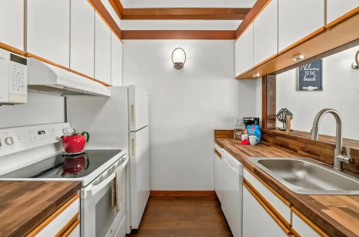 Kiahuna Plantation Unit 42, Air Conditioning, 2 Minute Walk to Beach photo 6