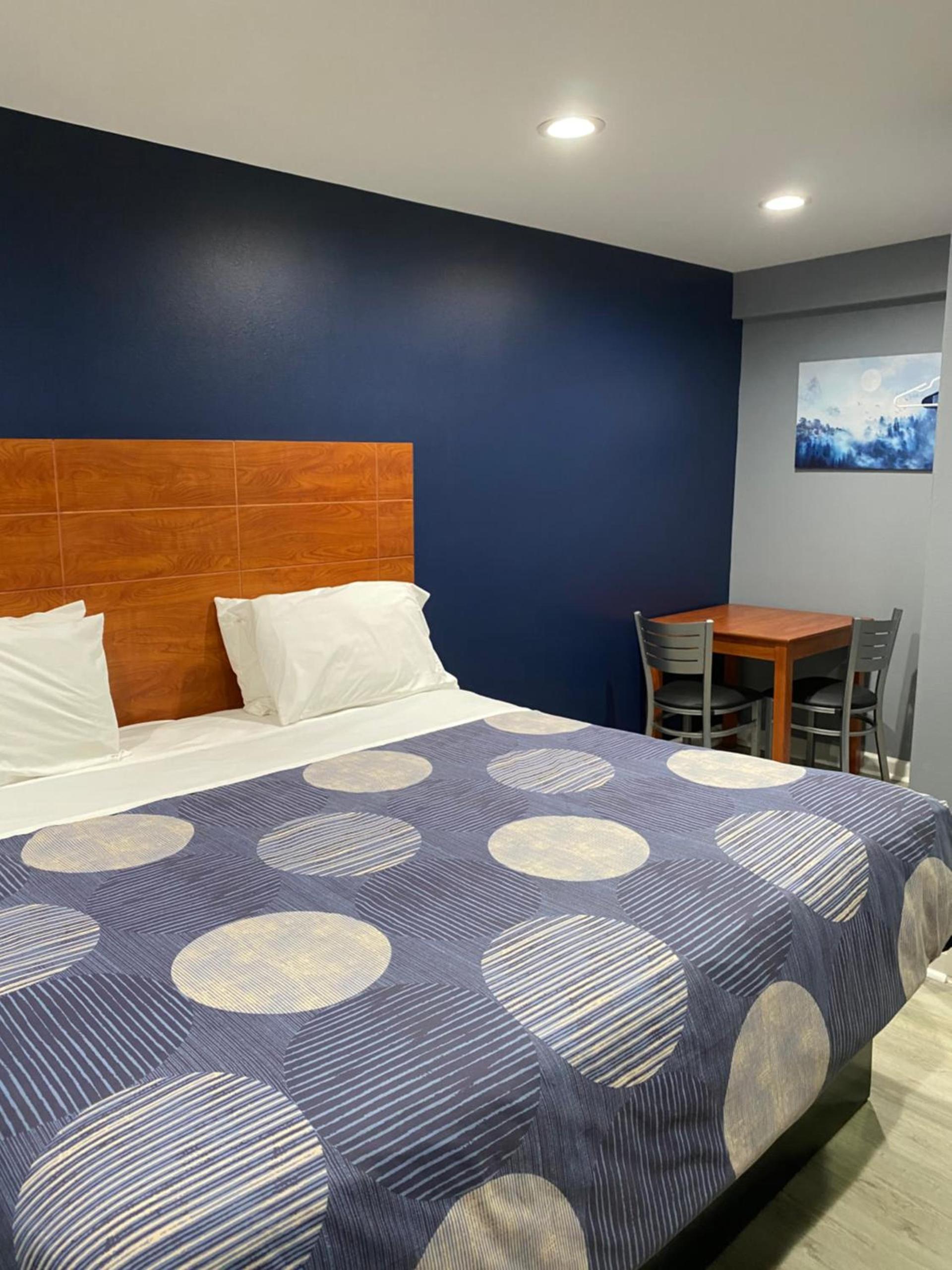 Dunmore Inn photo 26