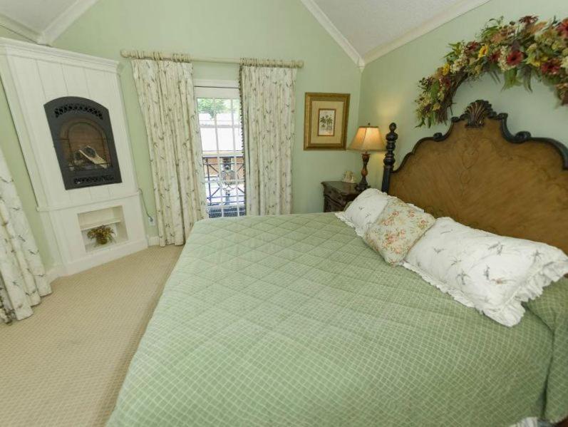 Hillwinds Inn - Blowing Rock photo 13