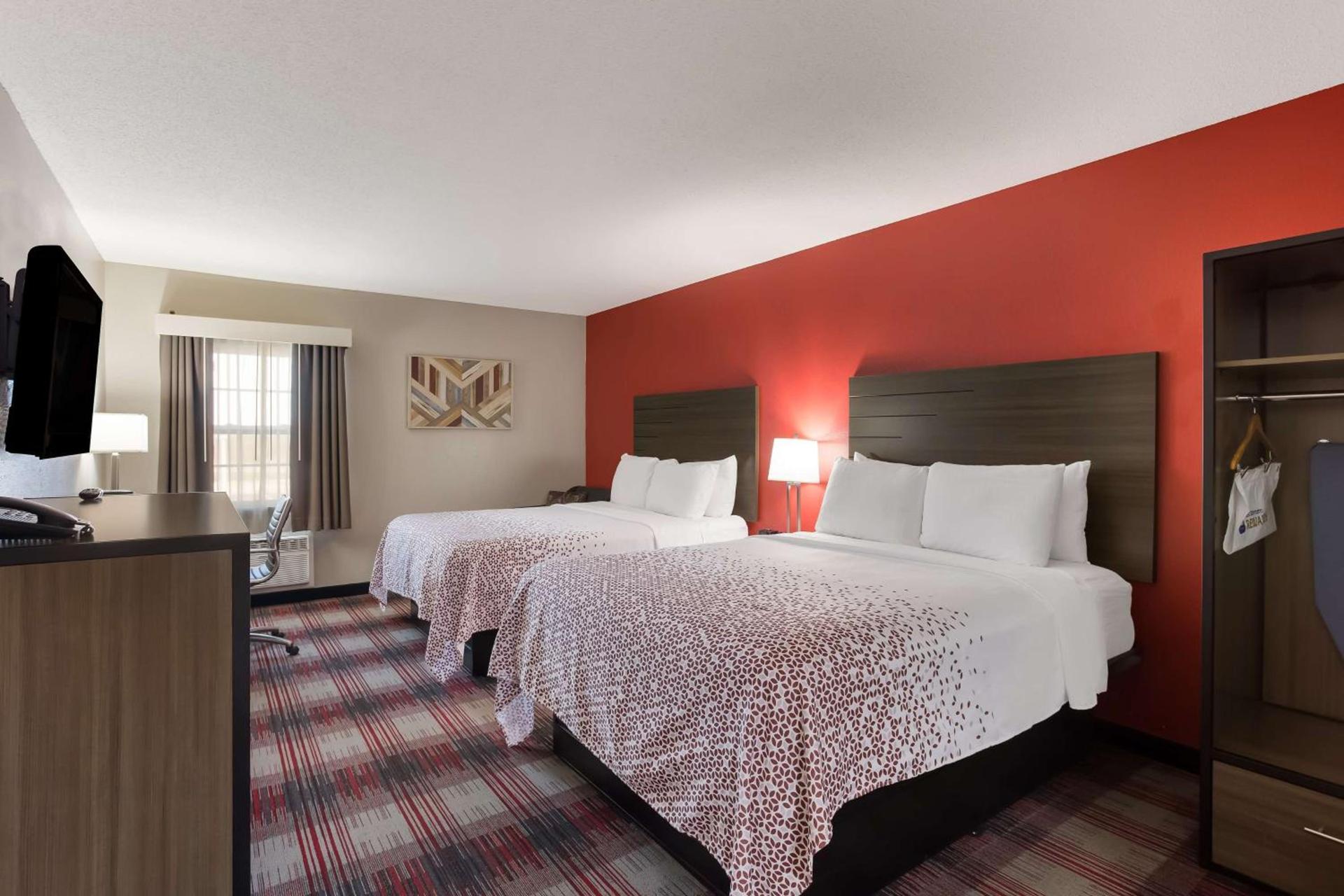 SureStay Hotel by Best Western Higginsville photo 13