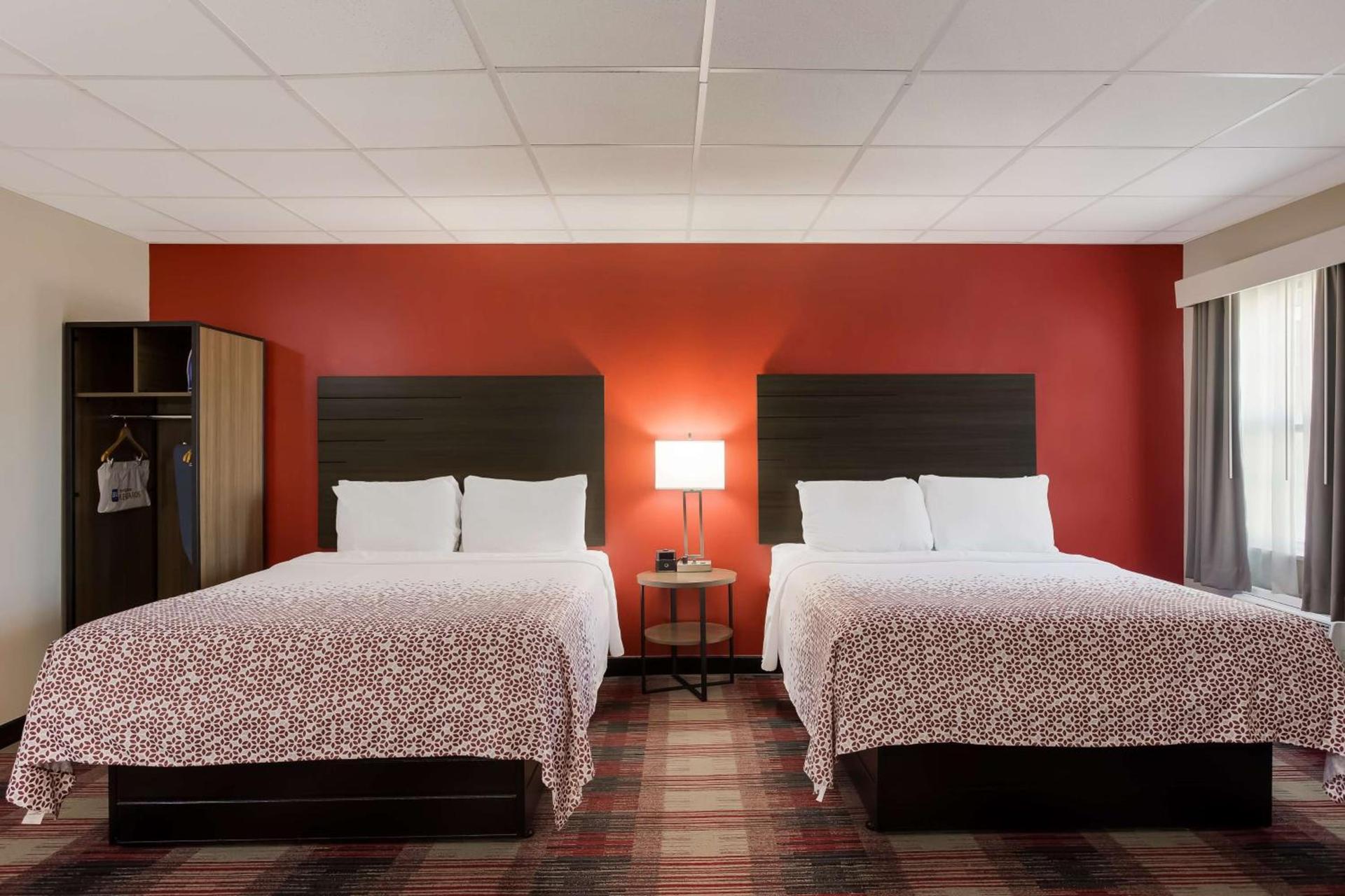 SureStay Hotel by Best Western Higginsville photo 17