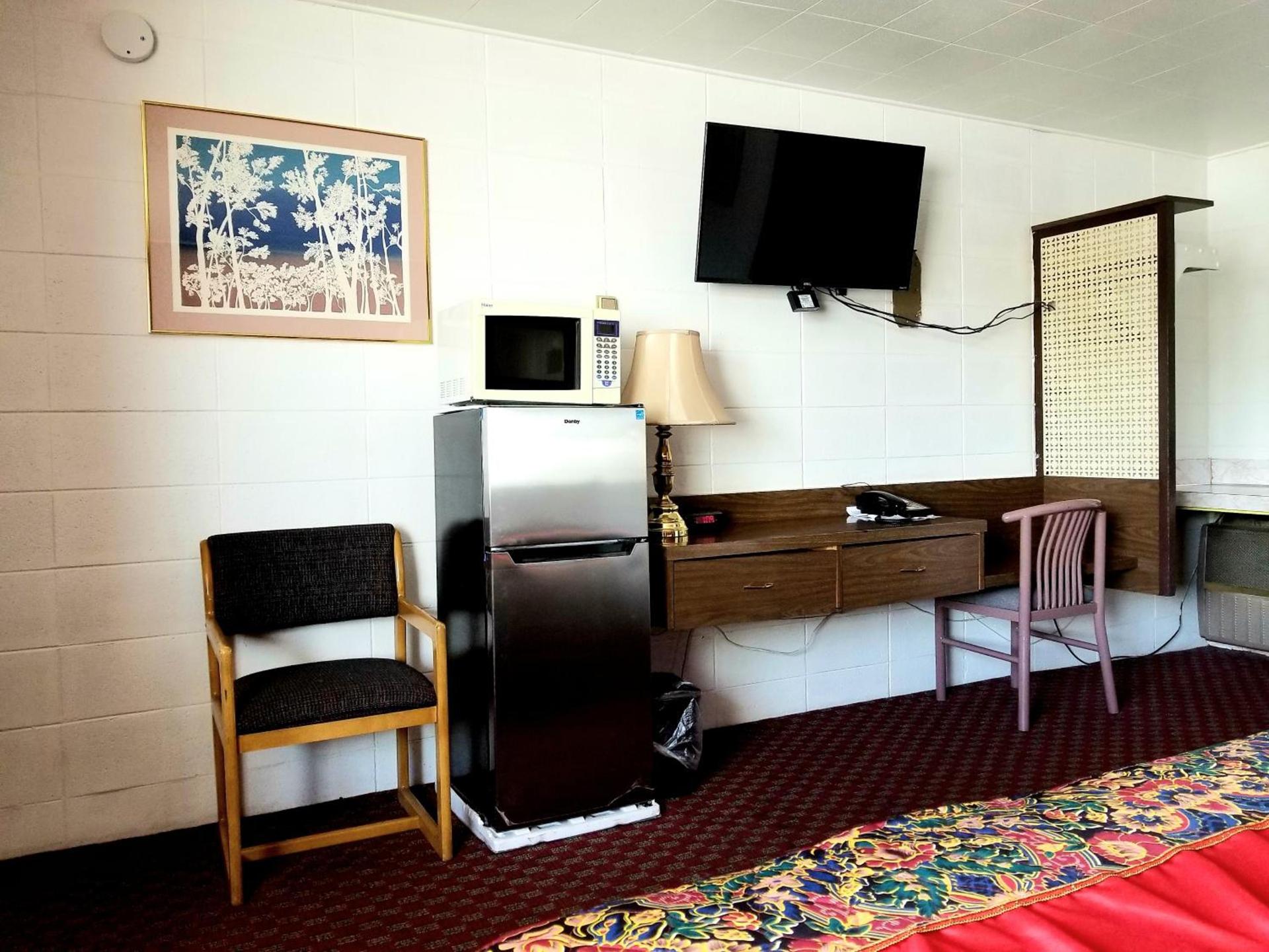 Town House Motor Inn photo 15