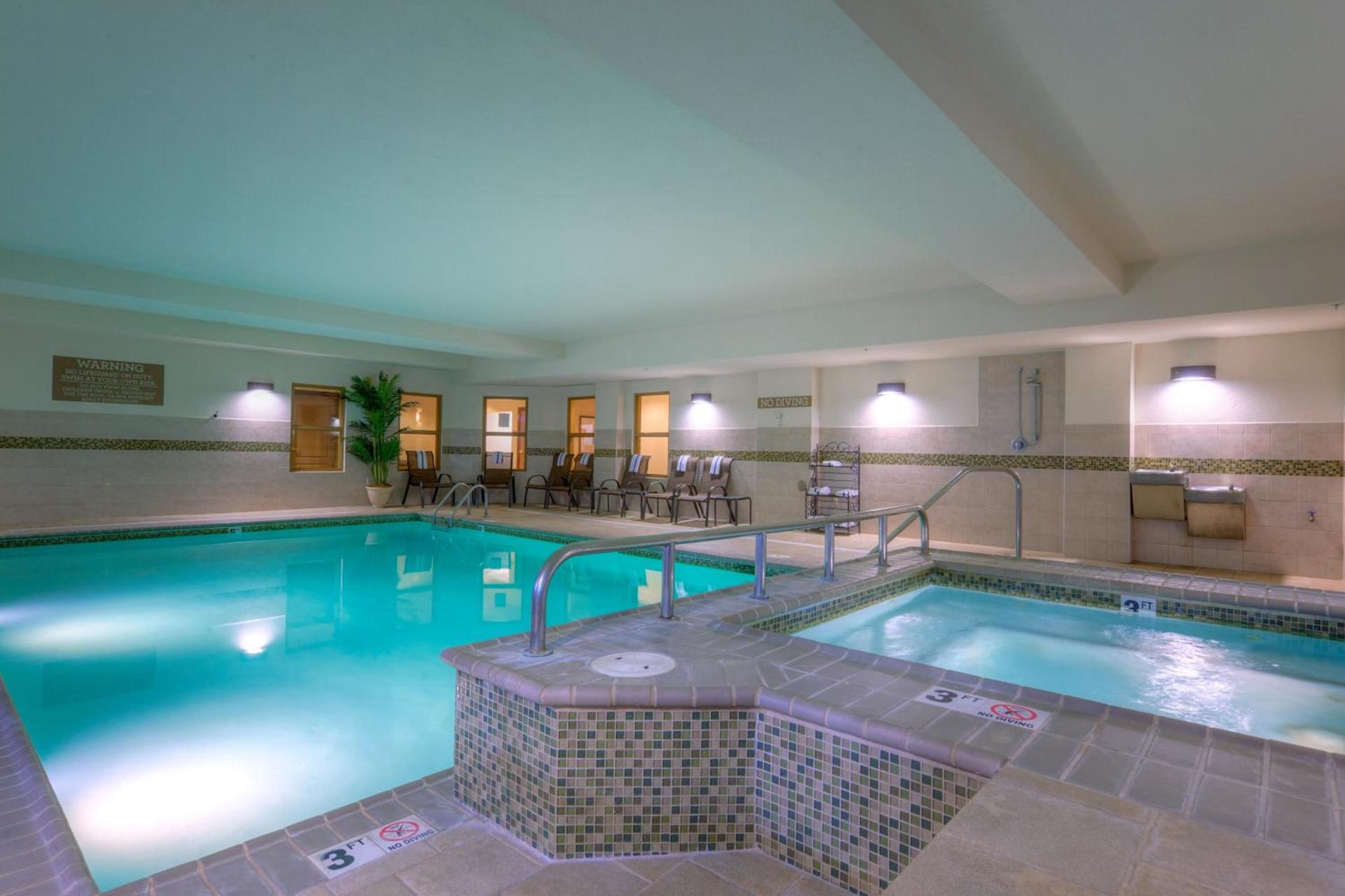 Spark by Hilton California Lexington Park photo 25
