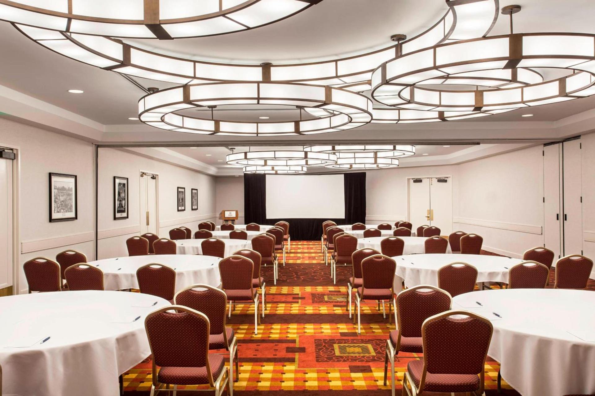 Sheraton Inner Harbor Hotel photo 35