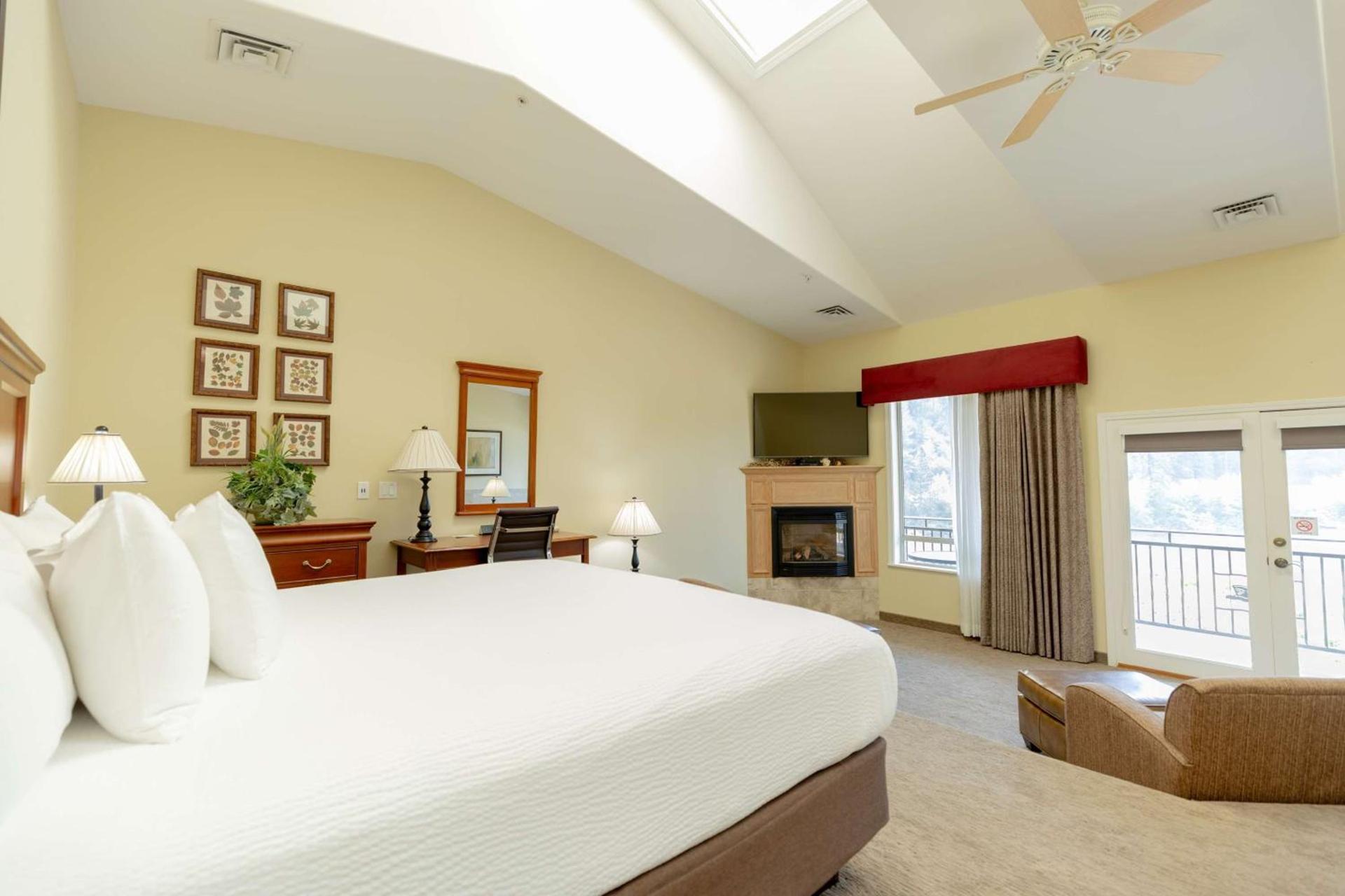 Best Western Lodge at River's Edge photo 86
