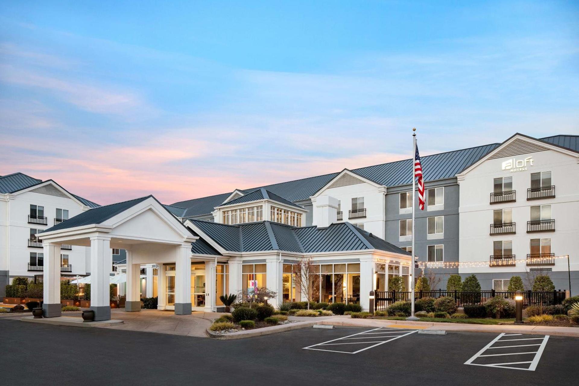 Aloft by Marriott Mountain View photo 3